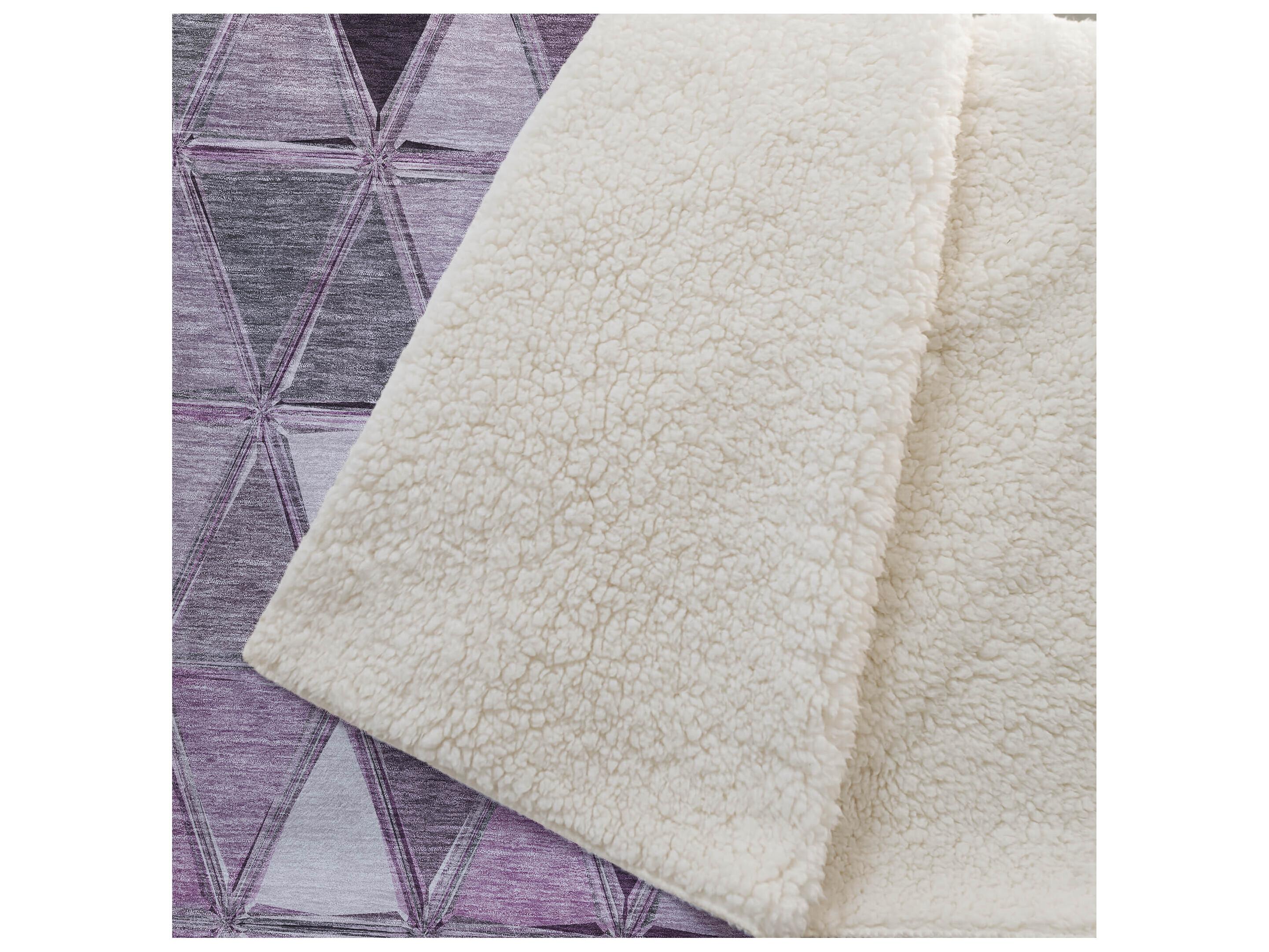 Dalyn Sherpa Red Polyester Throw