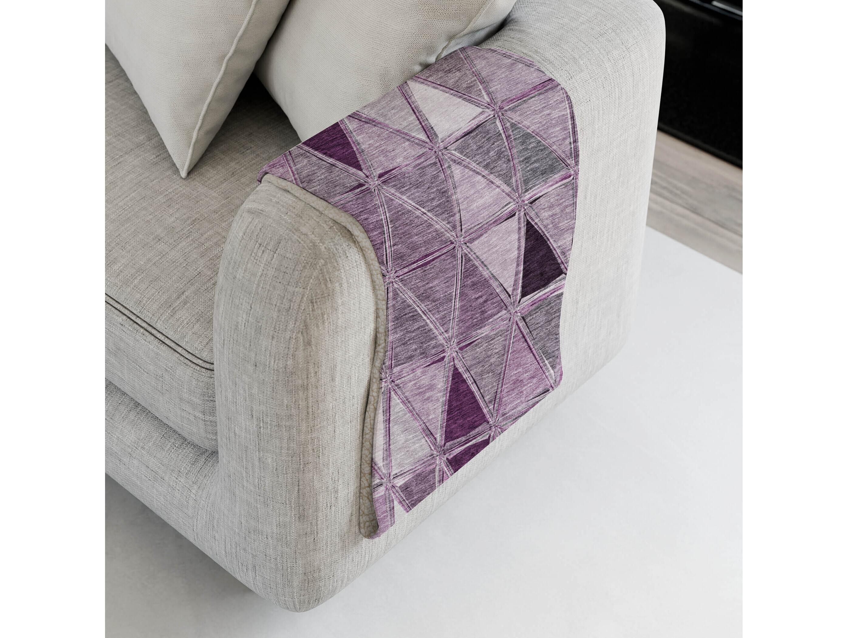 Dalyn Sherpa Red Polyester Throw