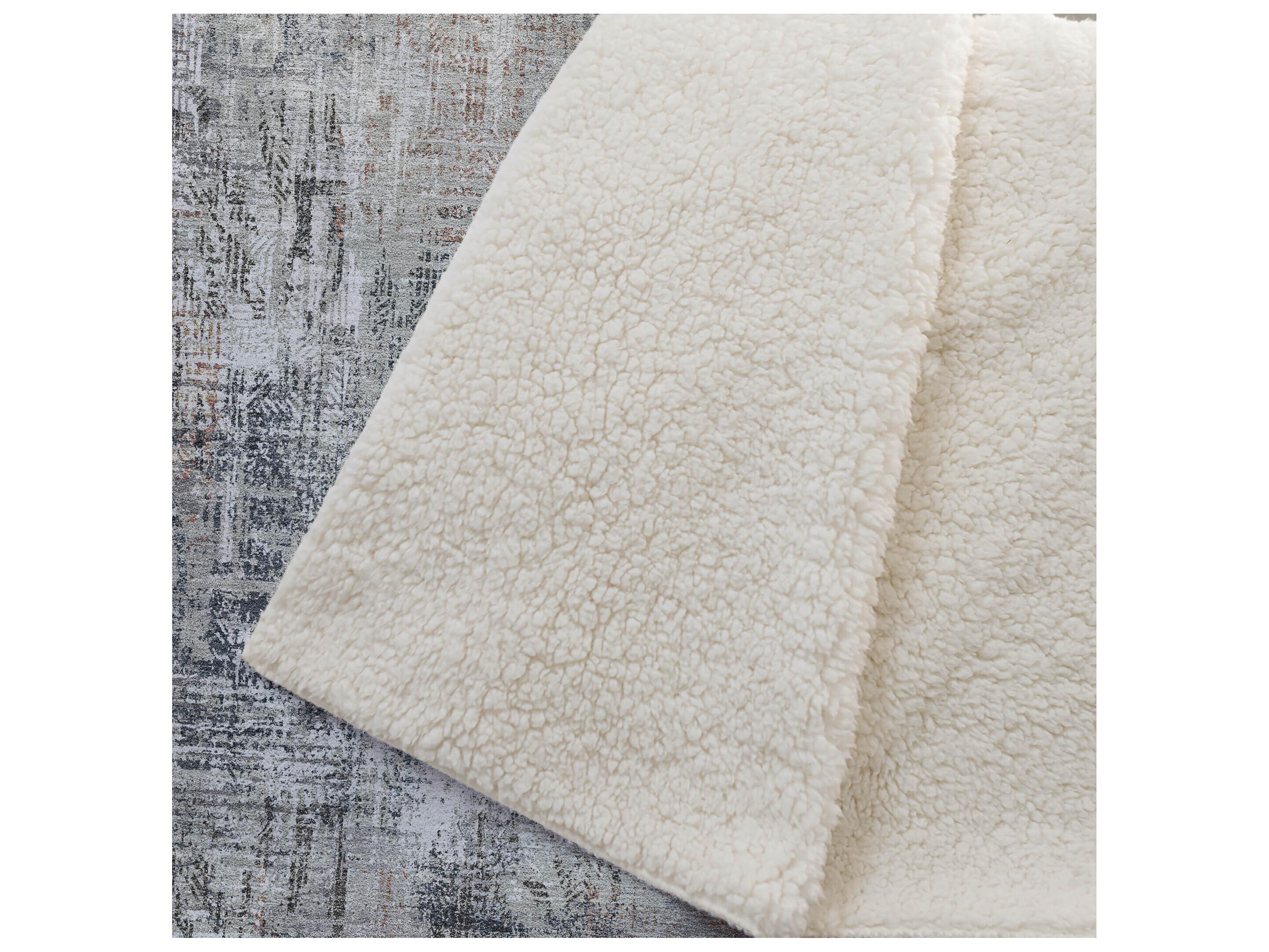 Dalyn Sherpa Brown Polyester Throw