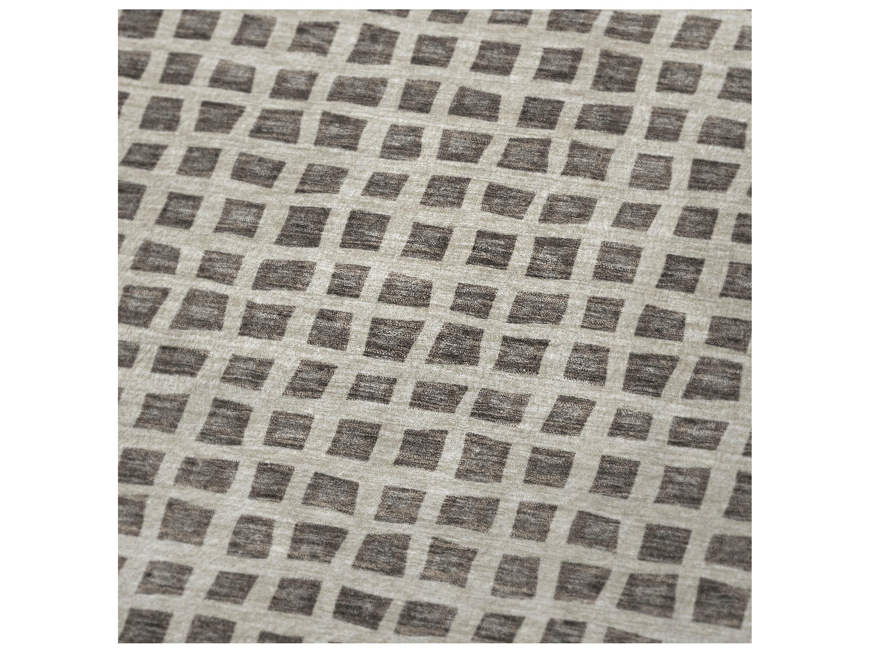 Dalyn Sherpa Brown Polyester Throw