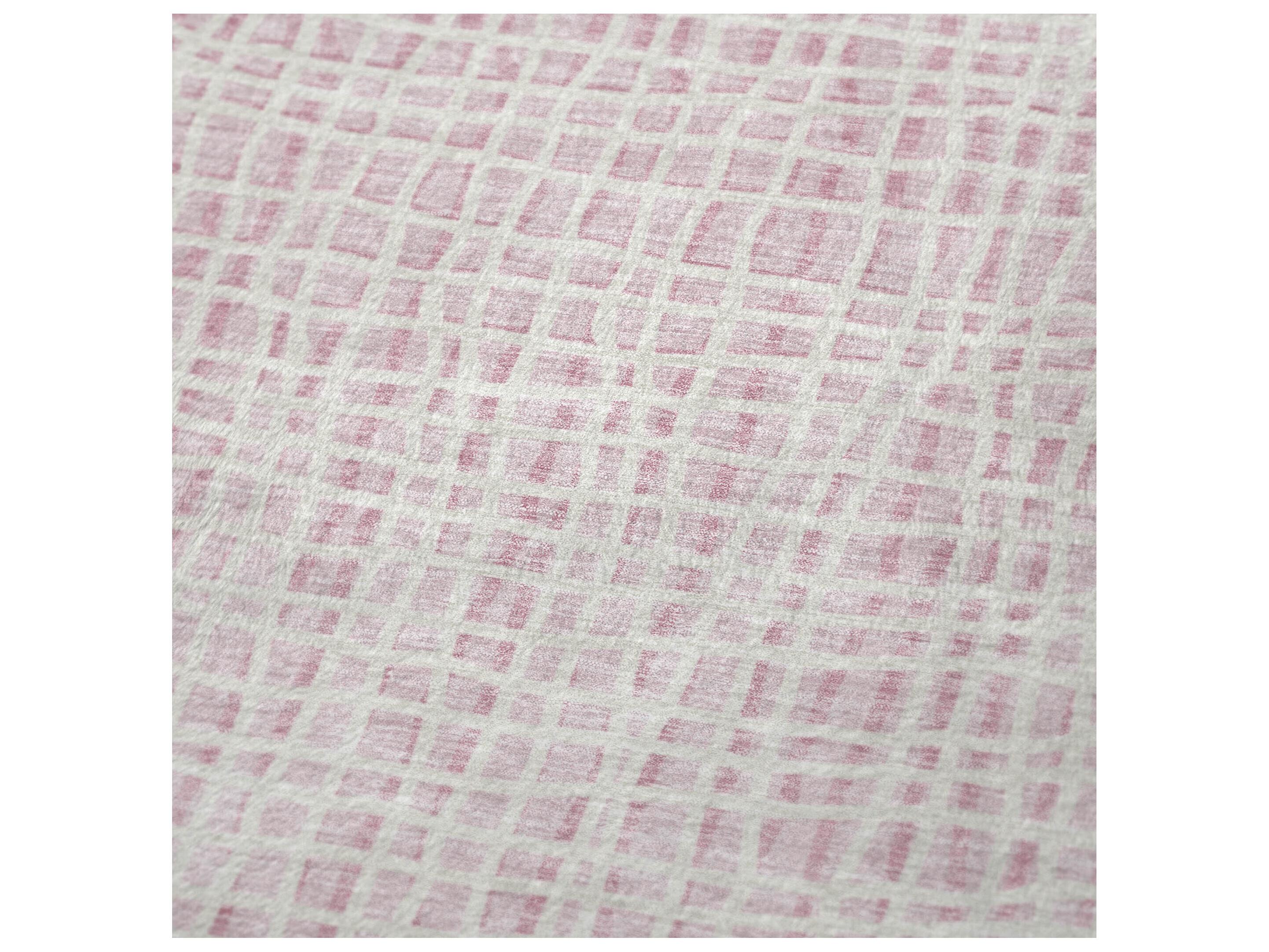 Dalyn Sherpa Pink Polyester Throw
