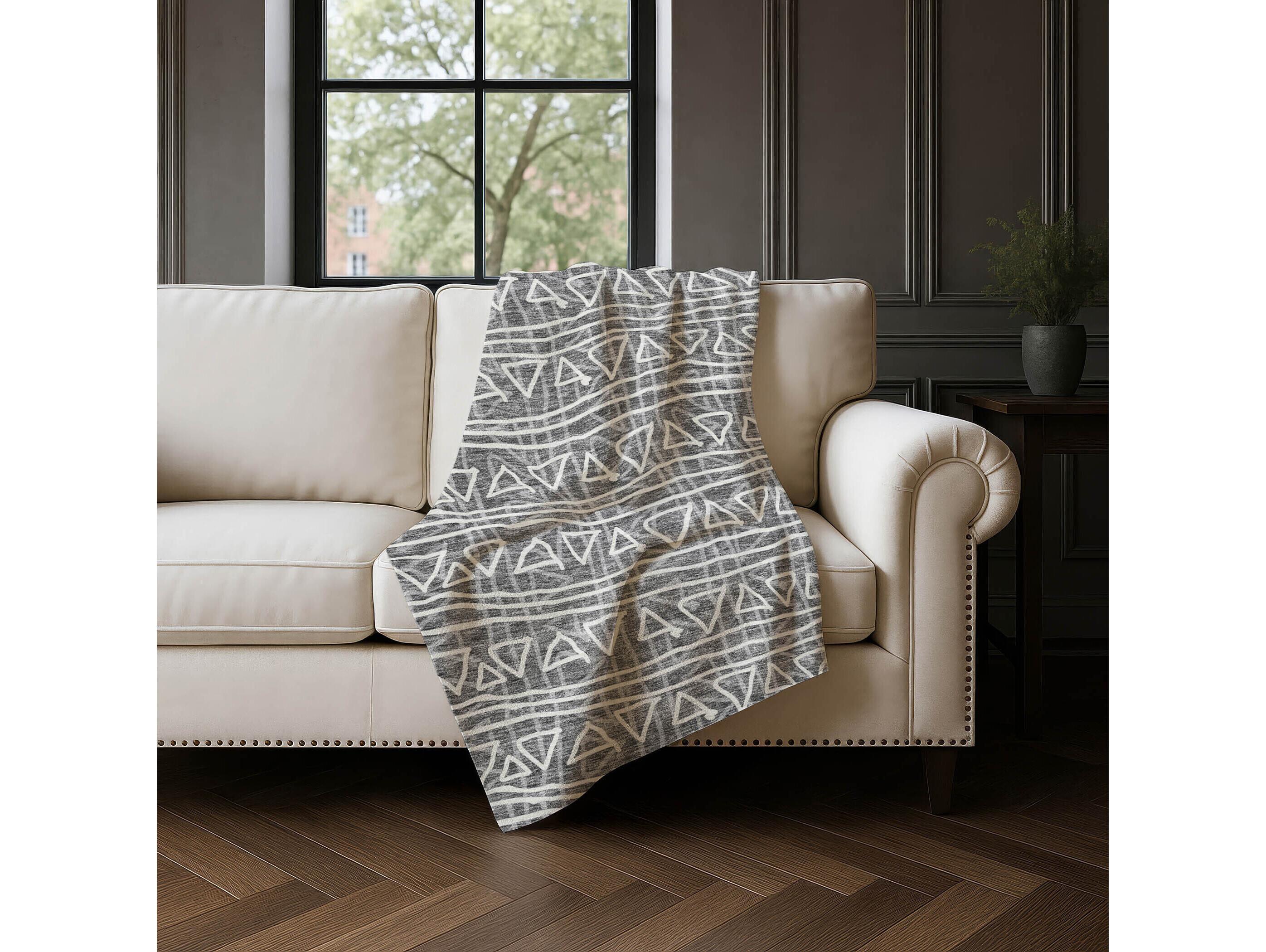 Dalyn Sherpa Gray Polyester Throw