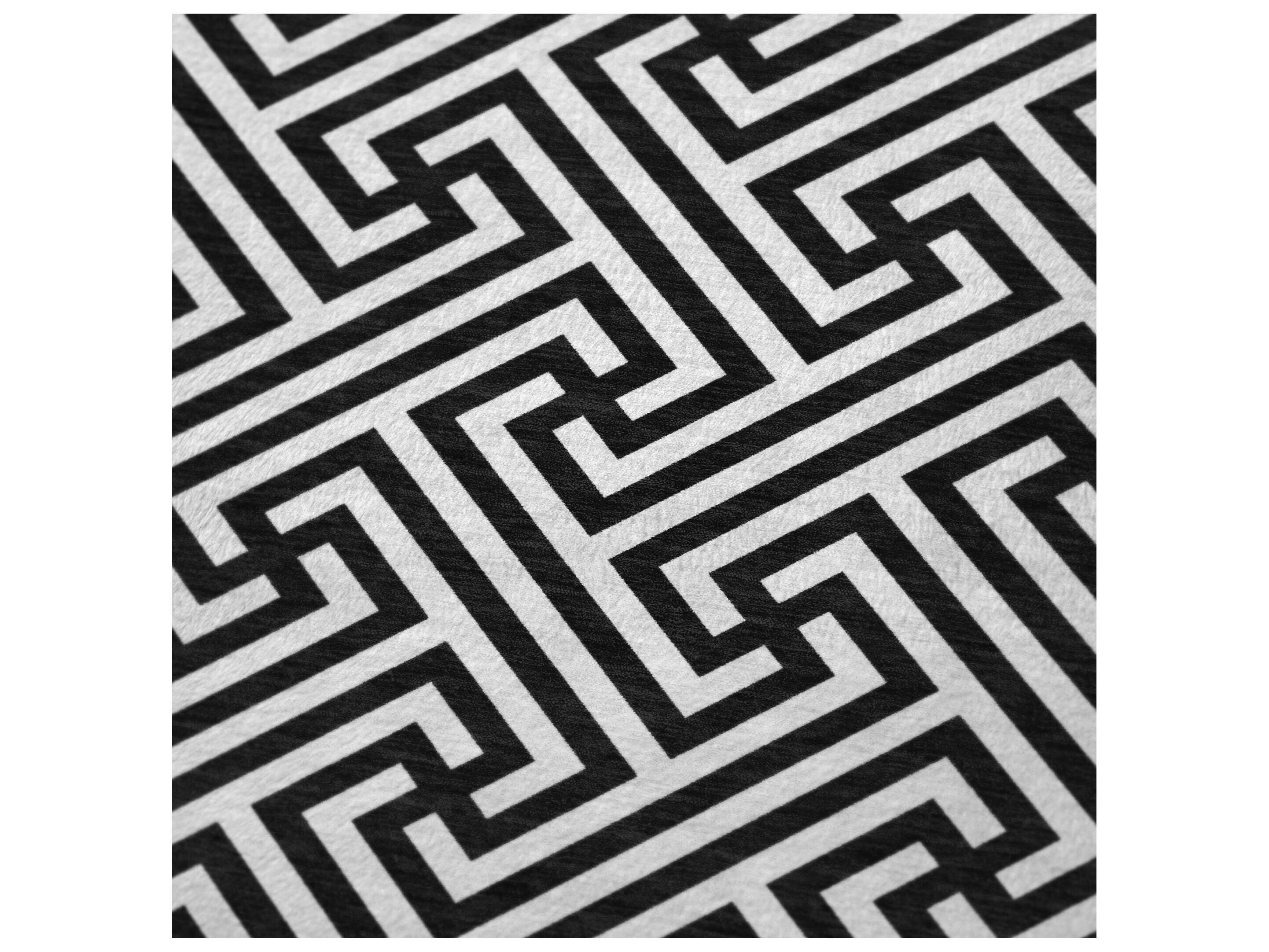 Dalyn Sherpa Black Polyester Throw