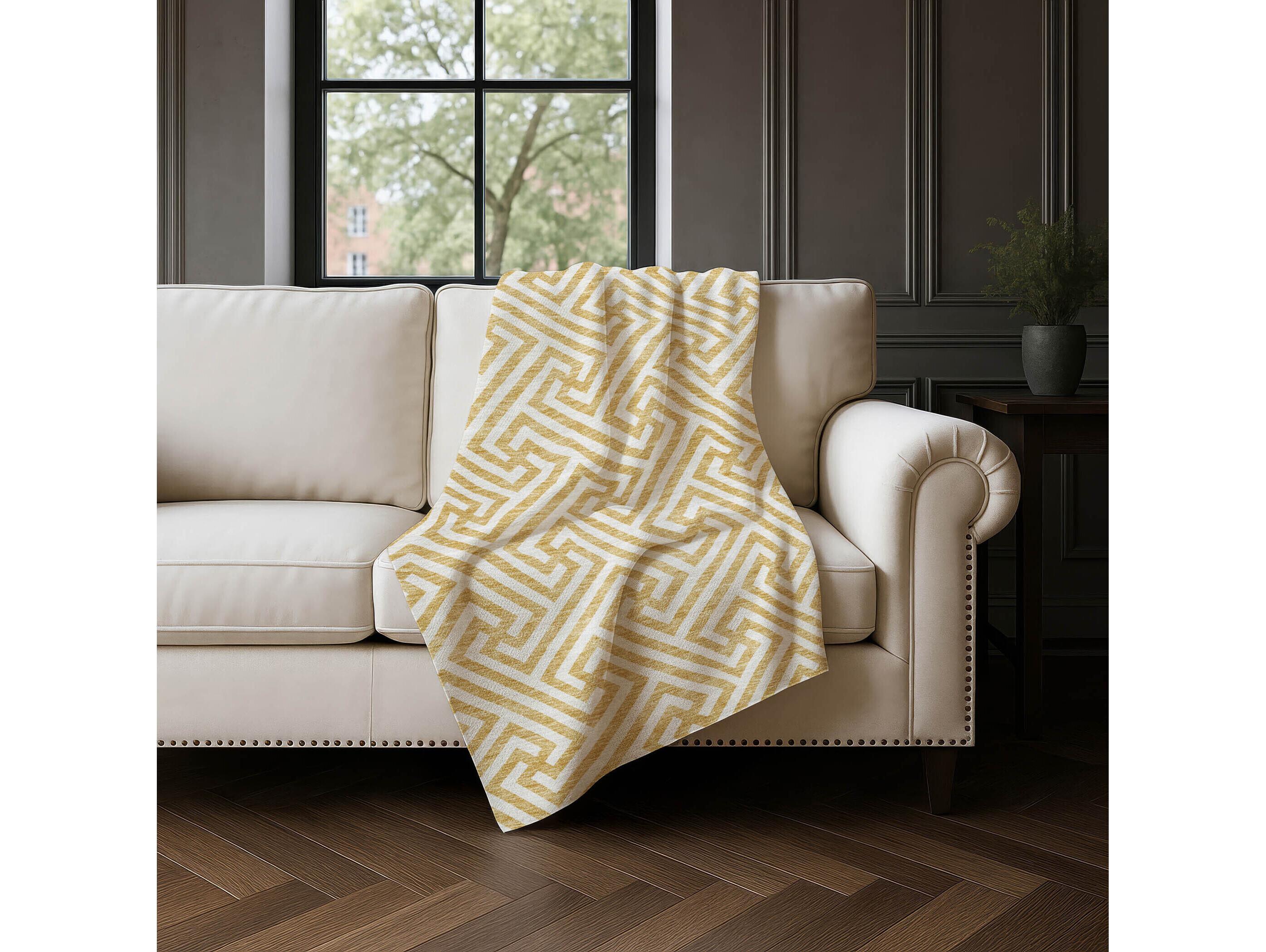 Dalyn Sherpa Gold Polyester Throw