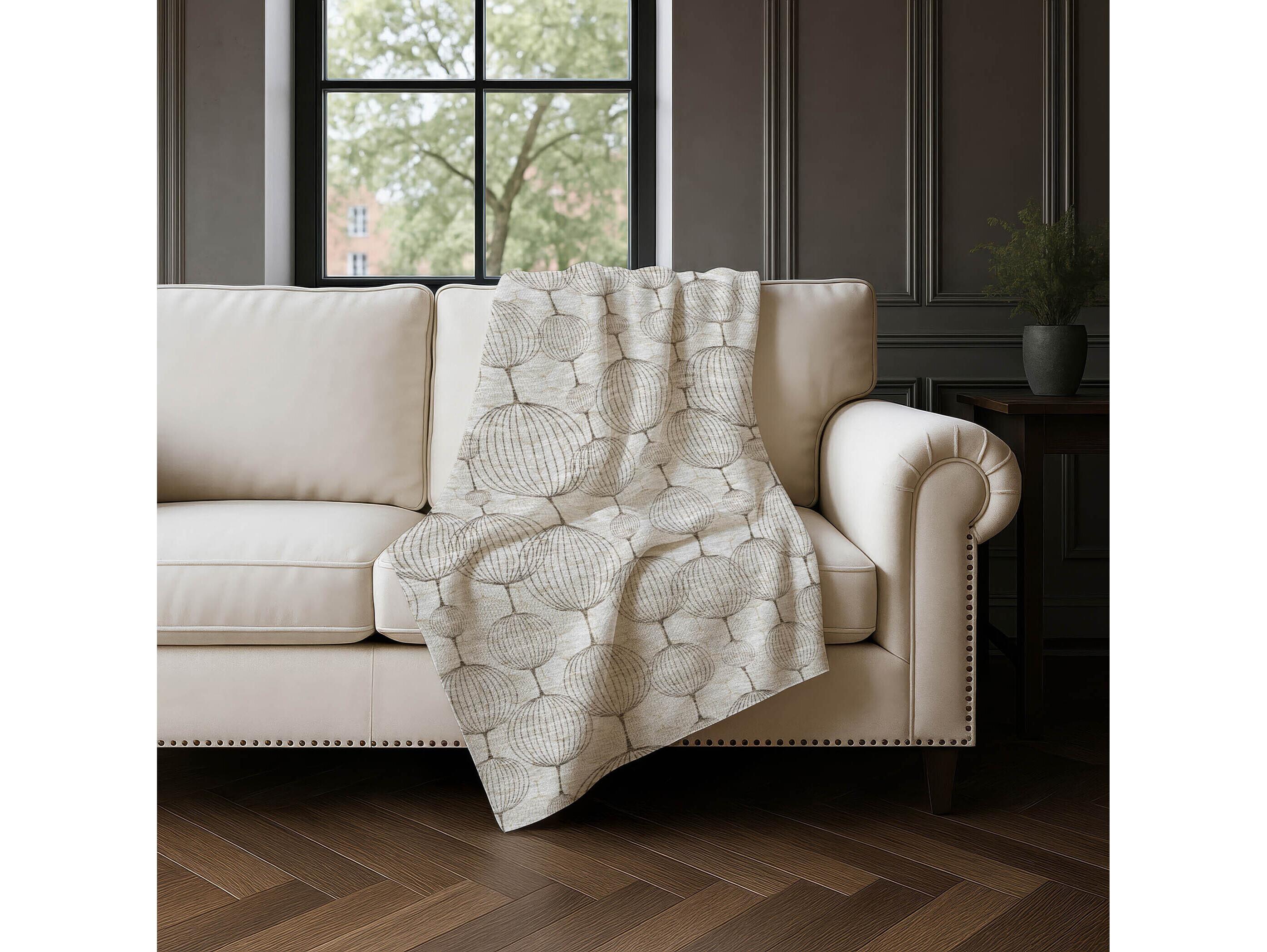 Dalyn Sherpa Brown Polyester Throw