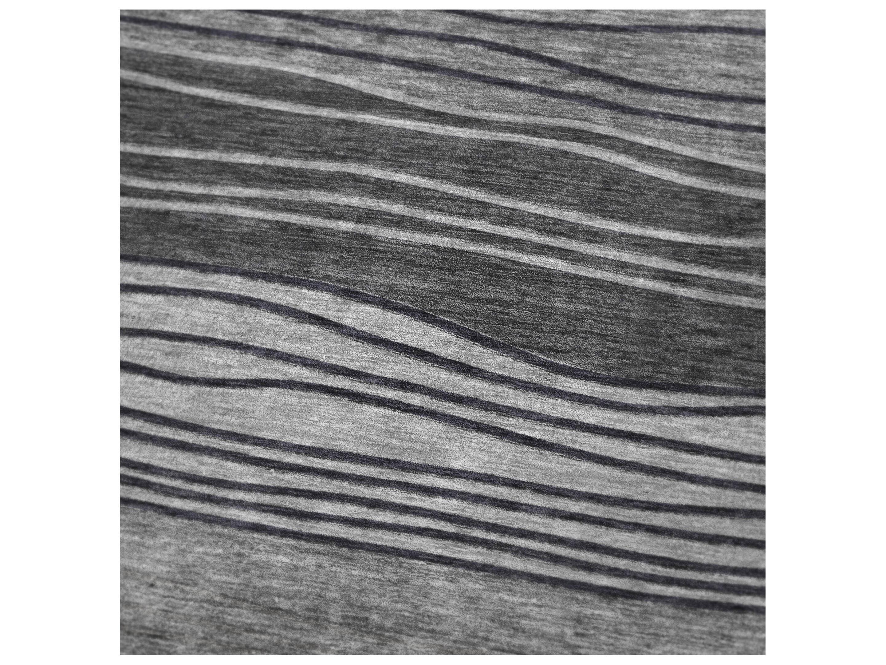 Dalyn Sherpa Gray Polyester Throw