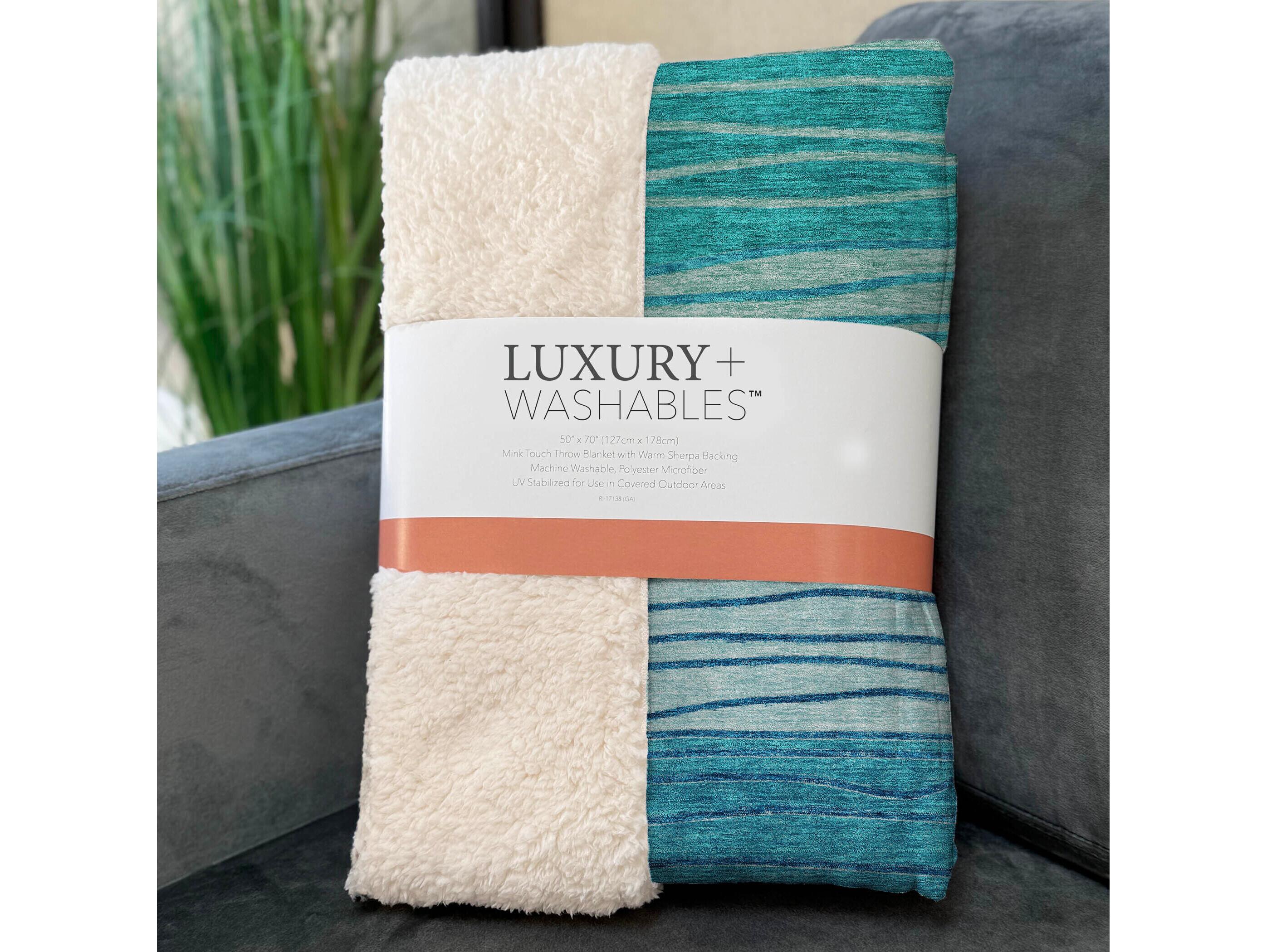 Dalyn Sherpa Blue Polyester Throw