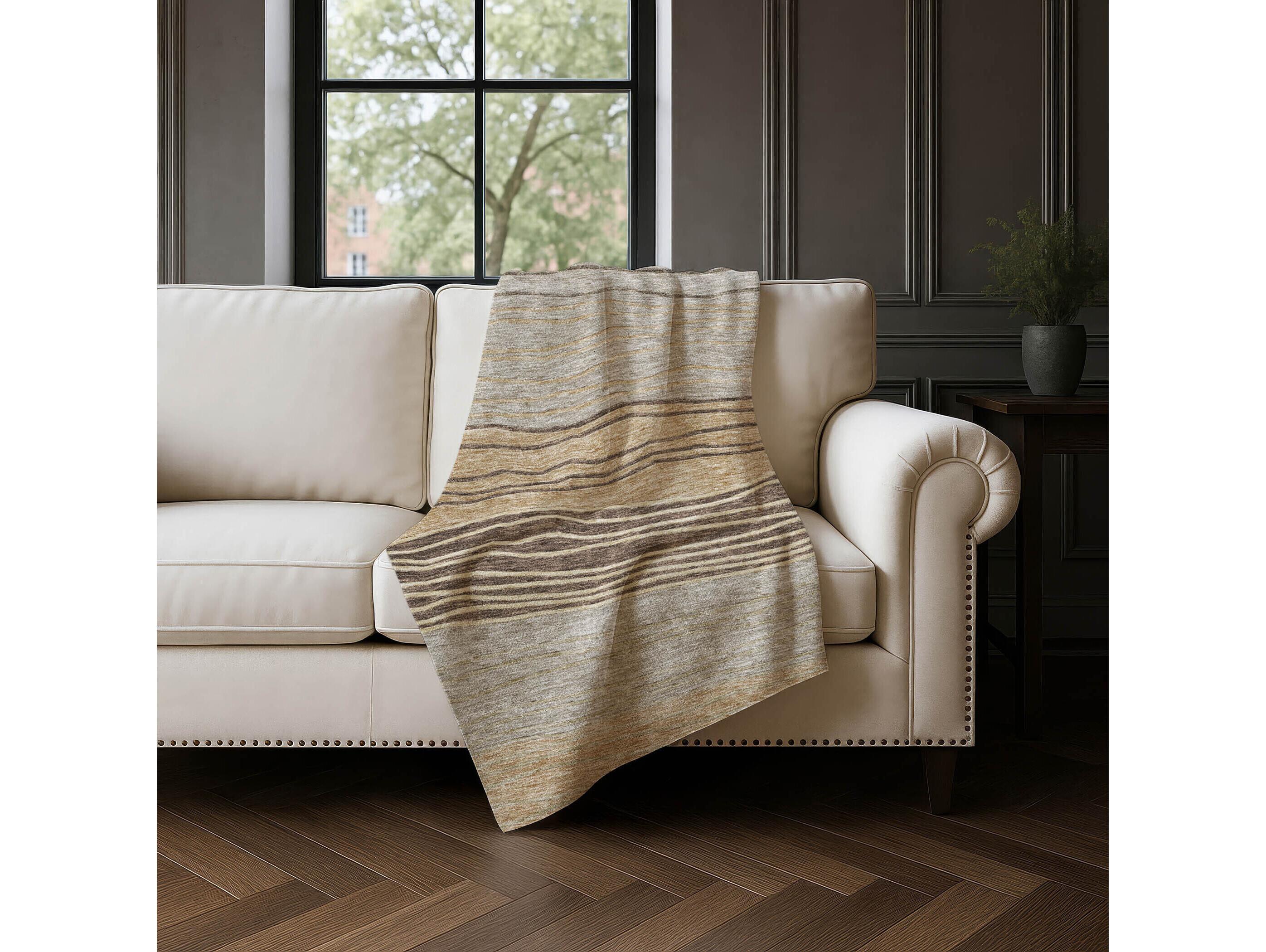 Dalyn Sherpa Brown Polyester Throw
