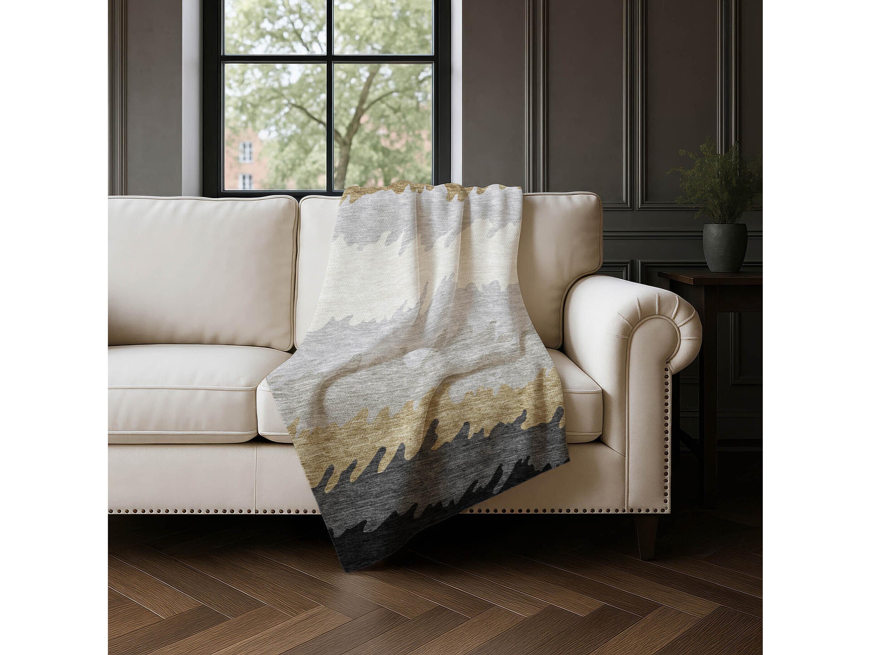 Dalyn Sherpa Black Polyester Throw