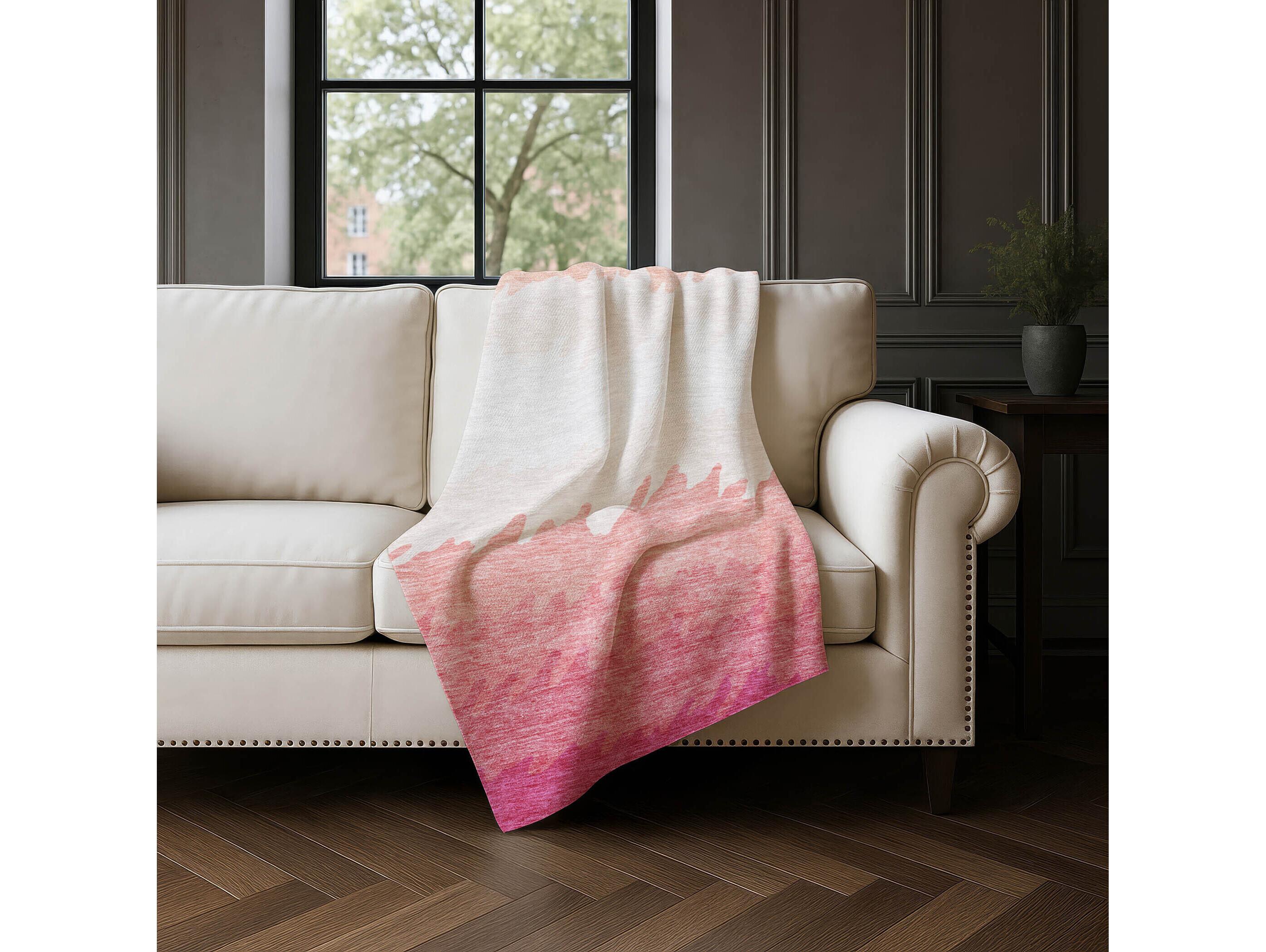 Dalyn Sherpa Pink Polyester Throw