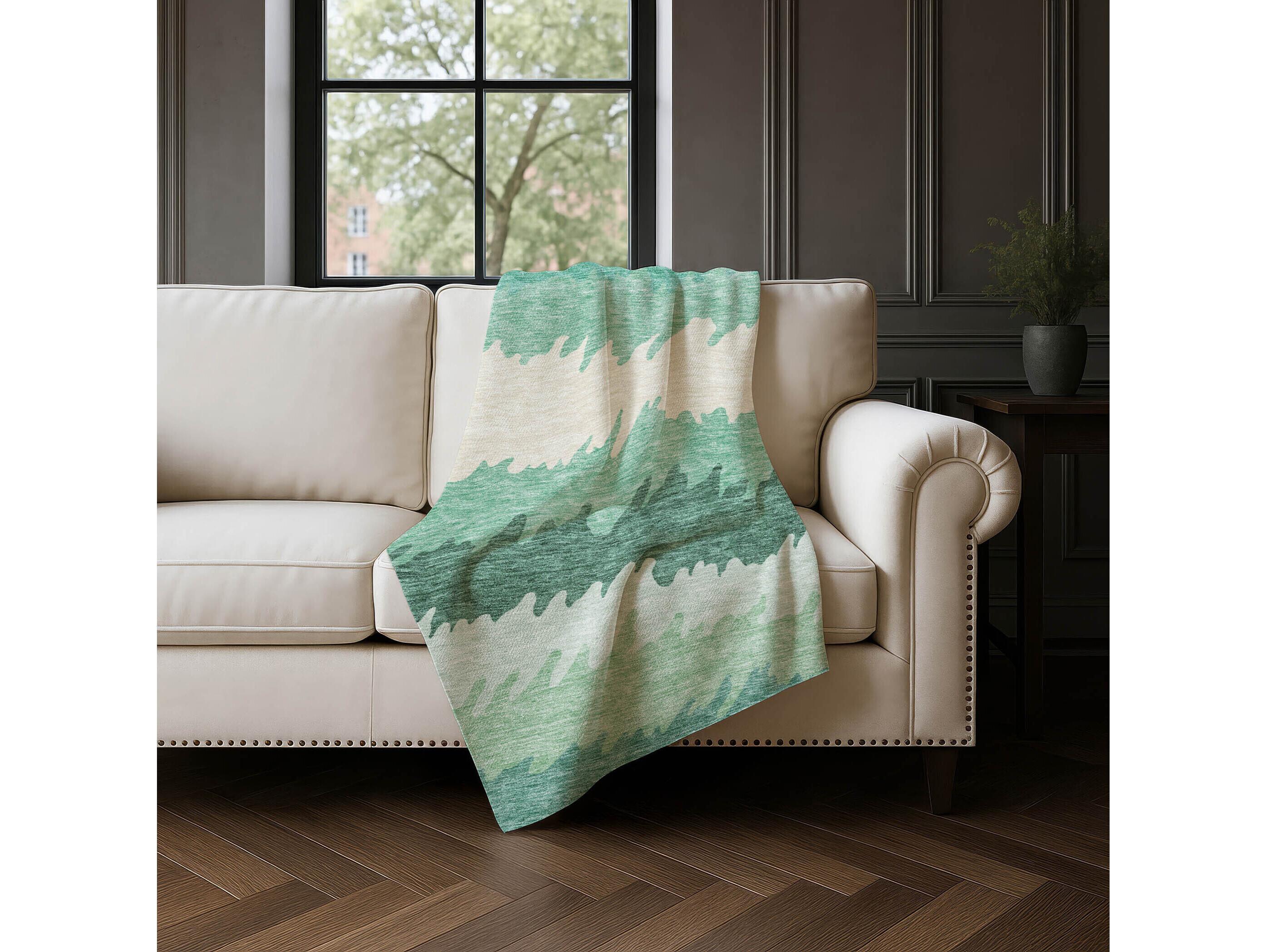 Dalyn Sherpa Green Polyester Throw