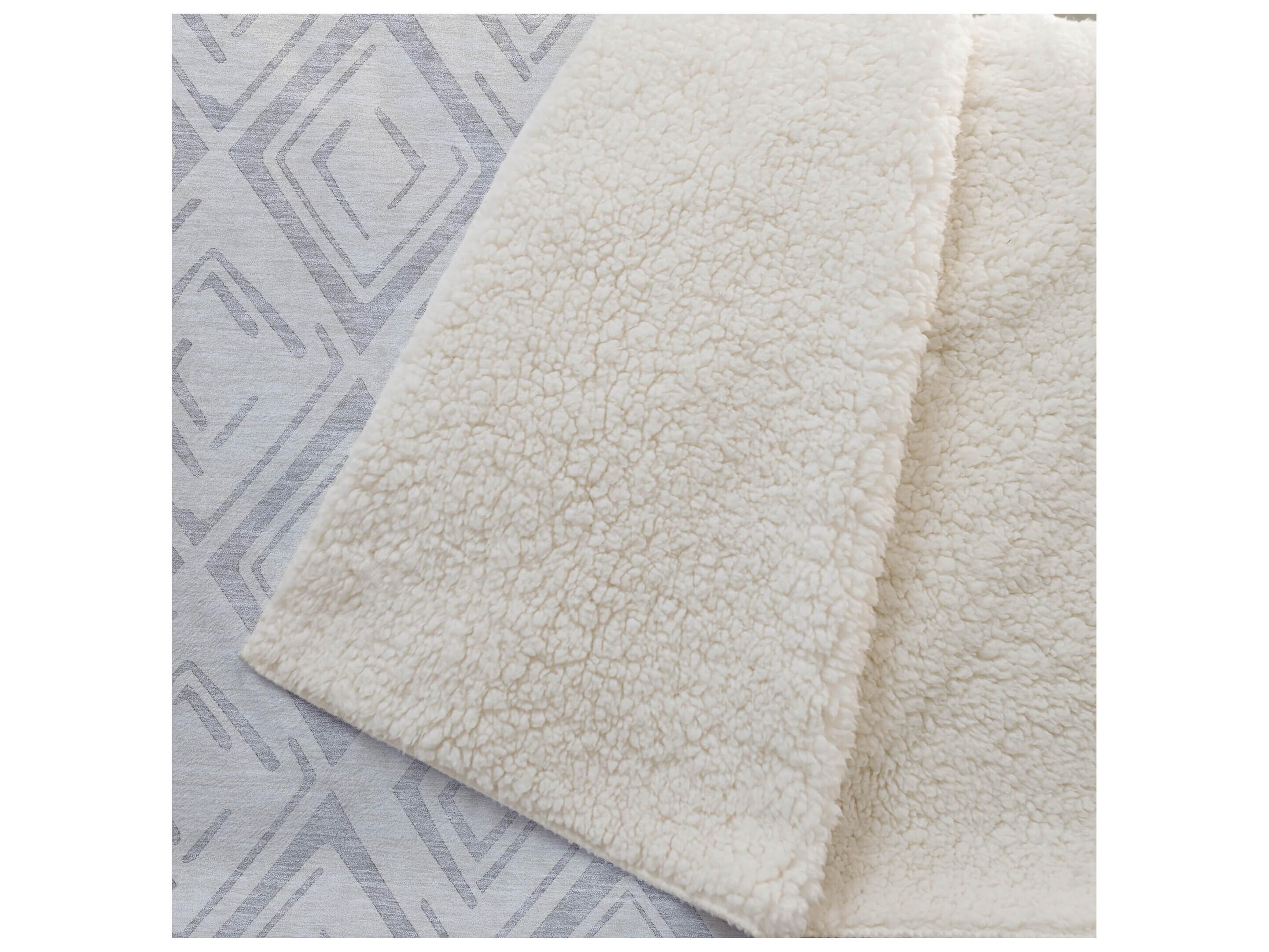 Dalyn Sherpa Gray Polyester Throw