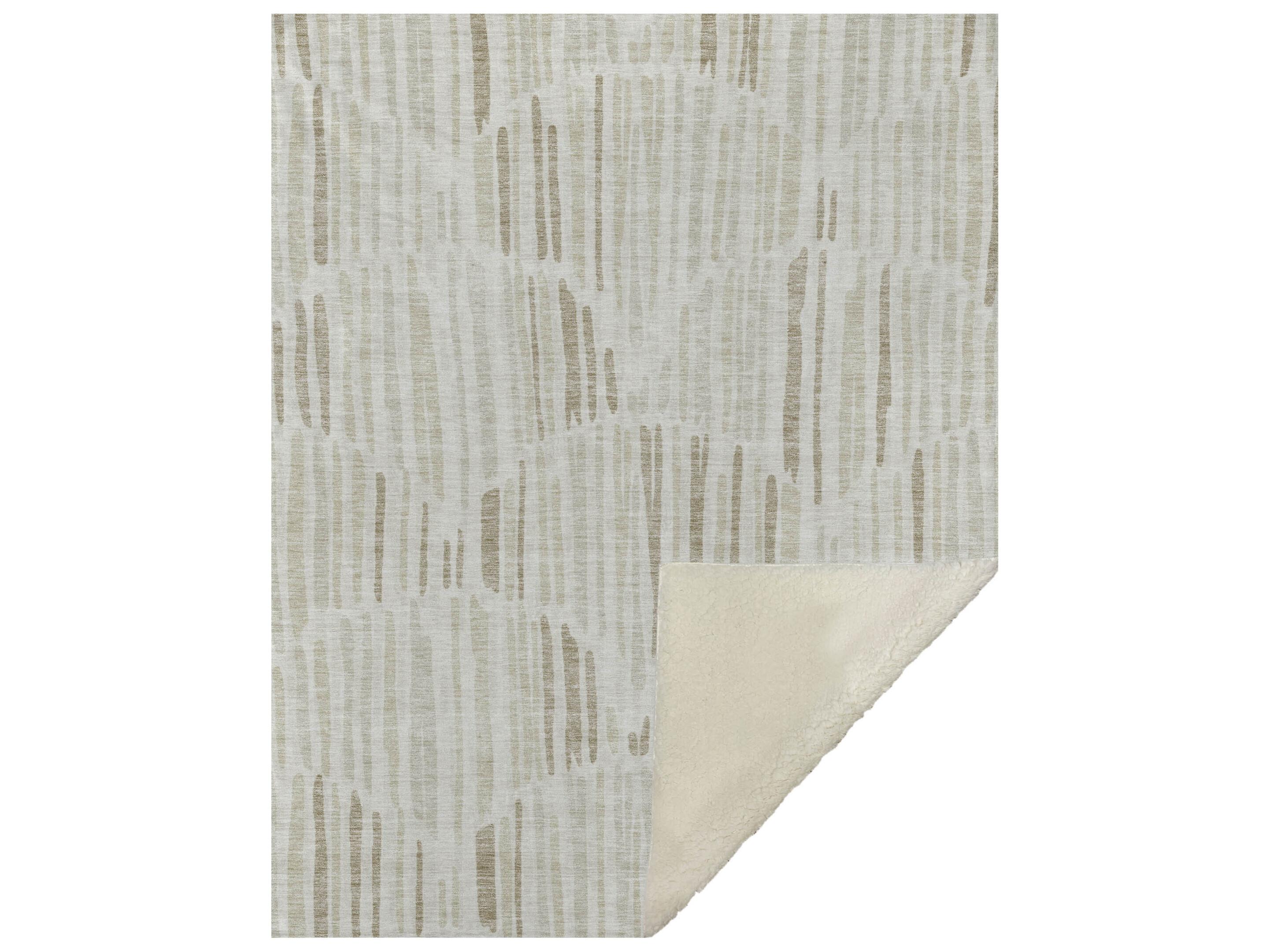 Dalyn Sherpa Ivory Polyester Throw