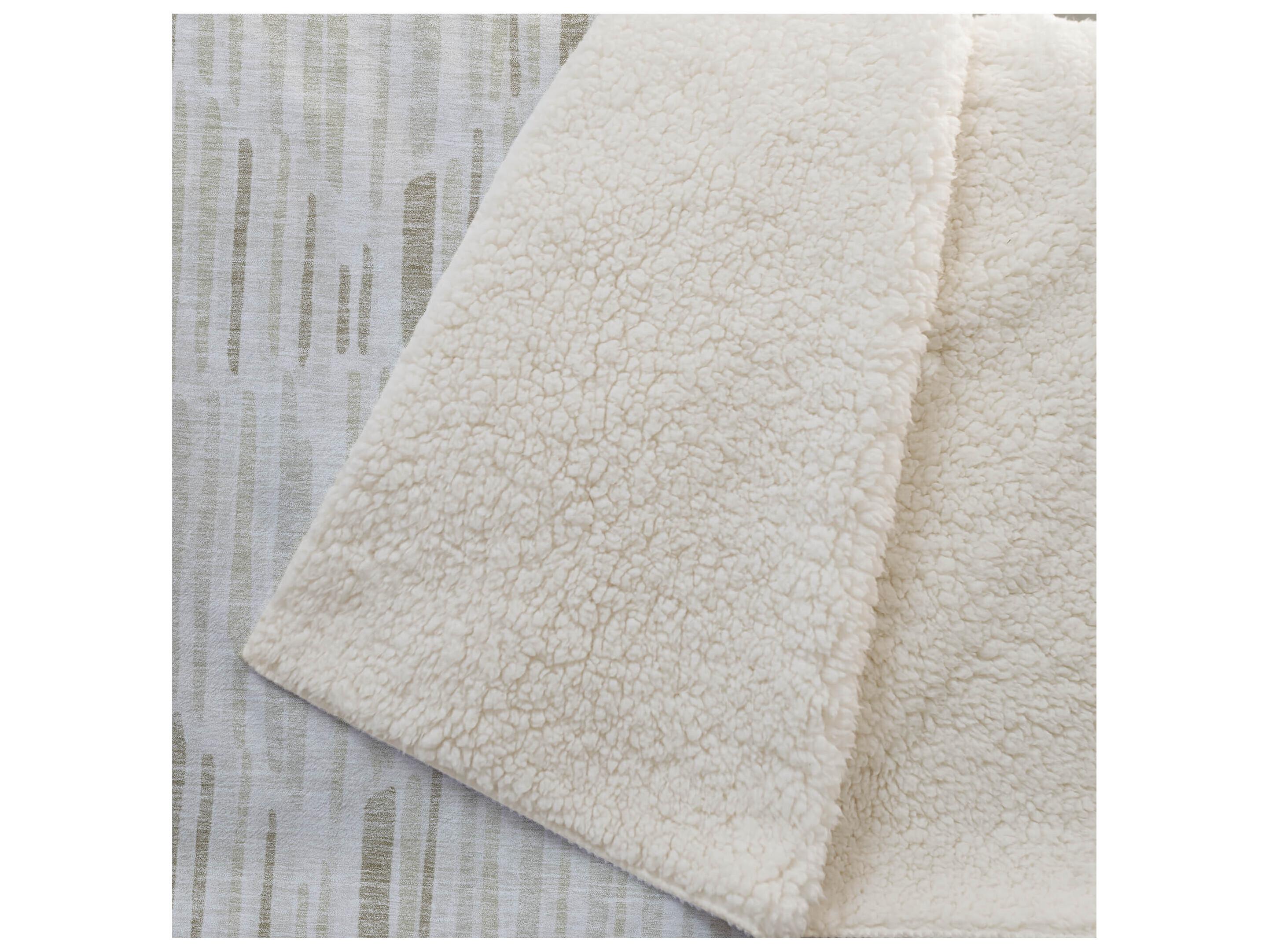 Dalyn Sherpa Ivory Polyester Throw