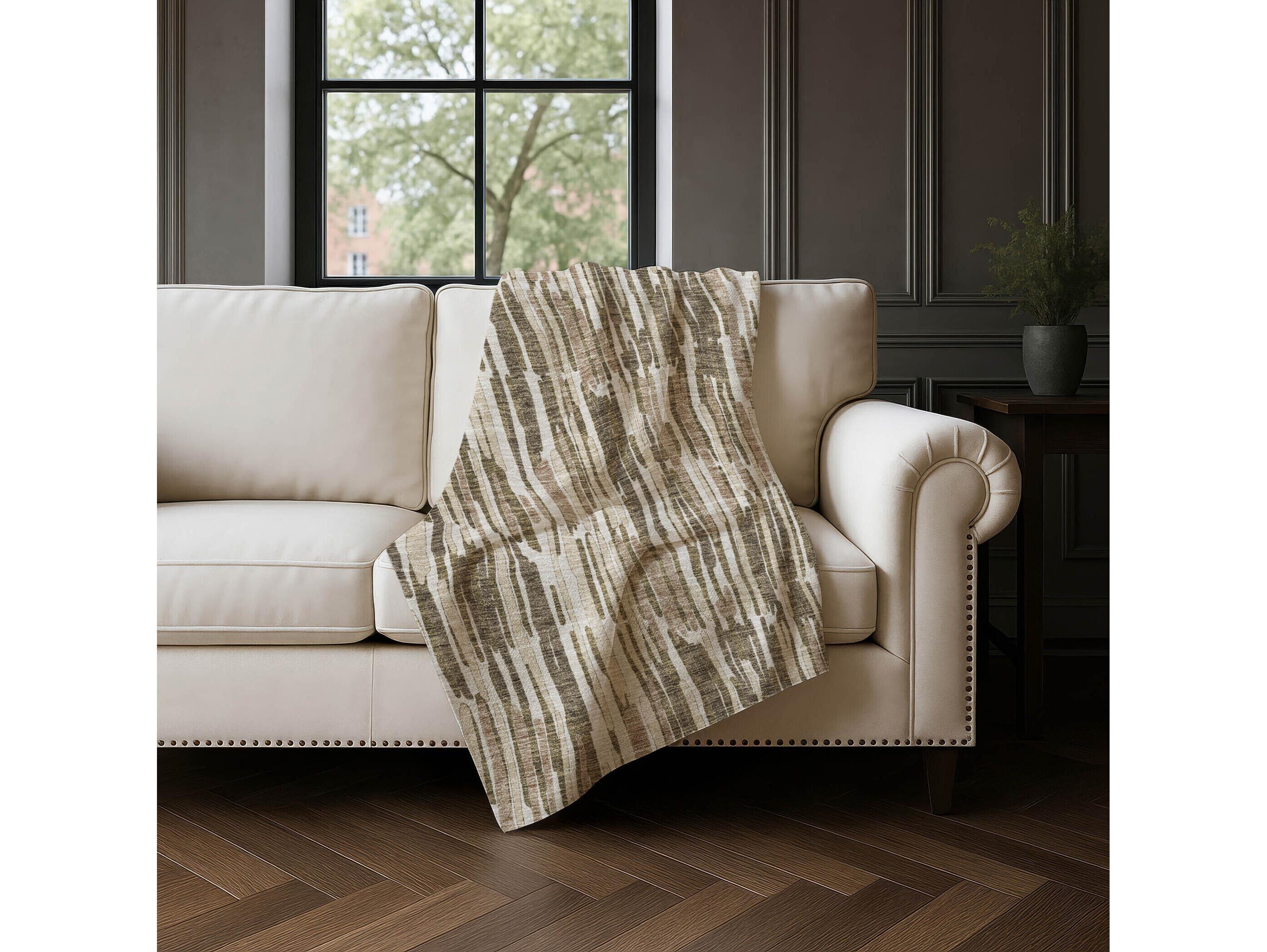 Dalyn Sherpa Brown Polyester Throw