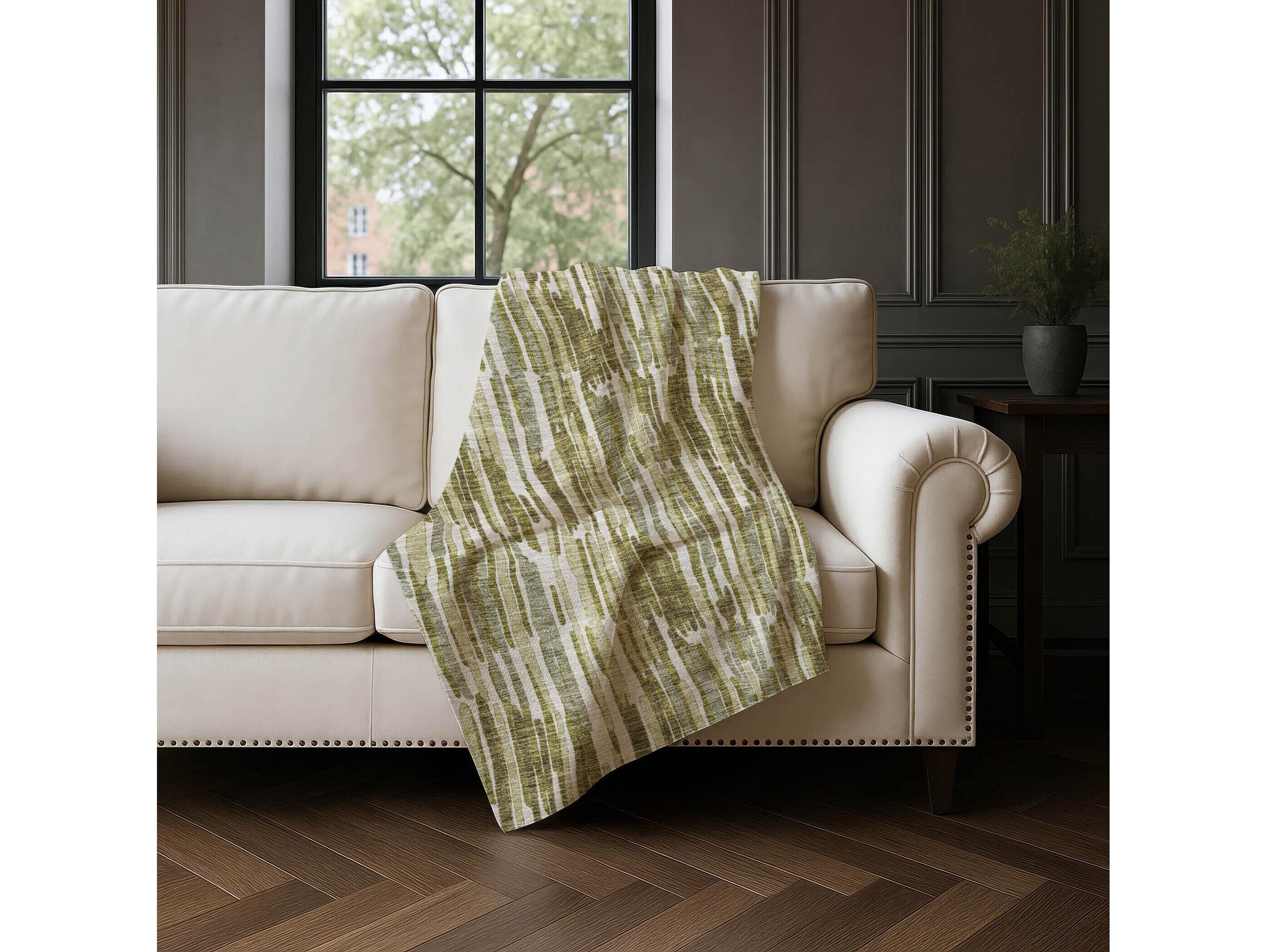 Dalyn Sherpa Green Polyester Throw