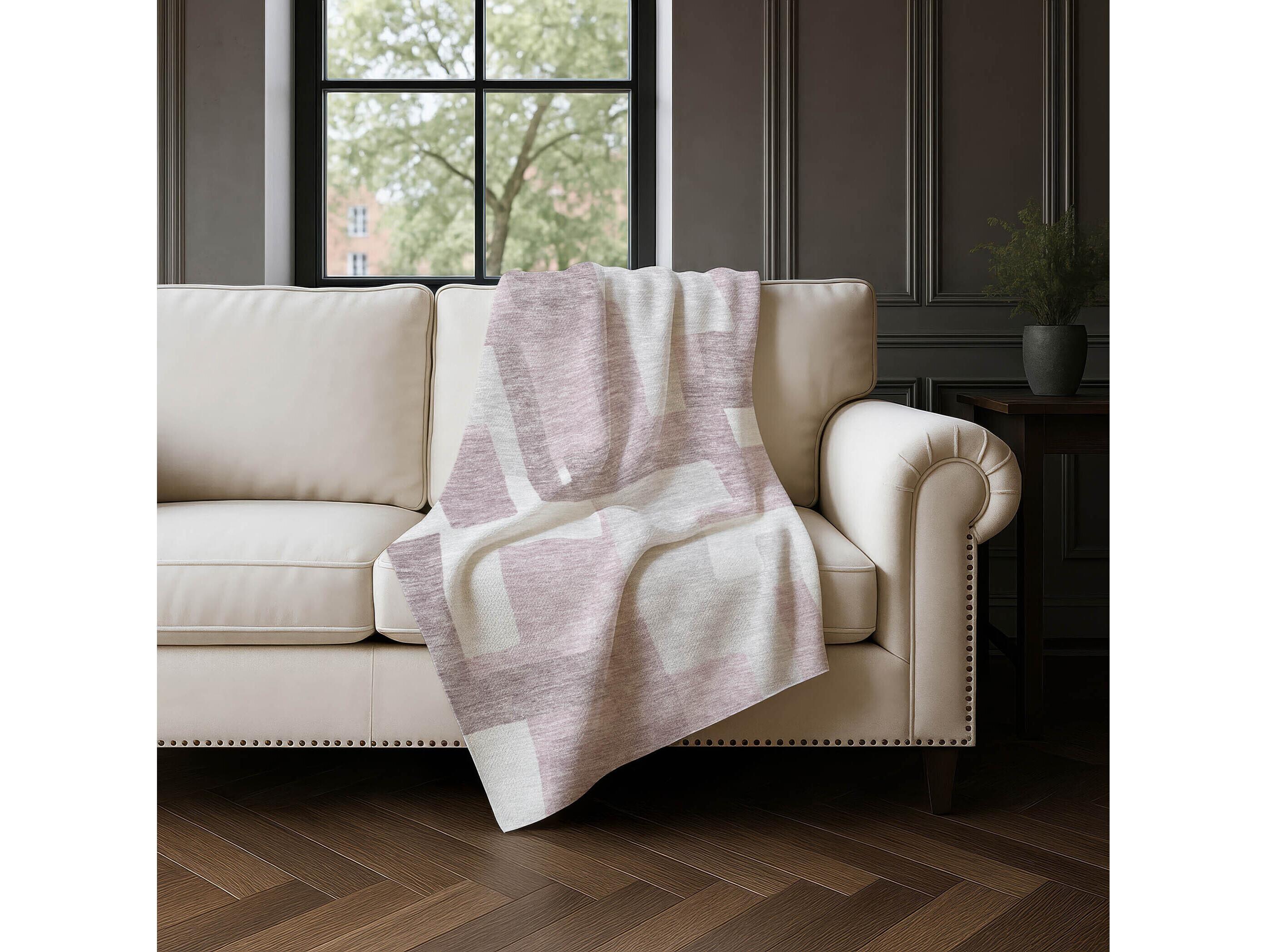 Dalyn Sherpa Pink Polyester Throw