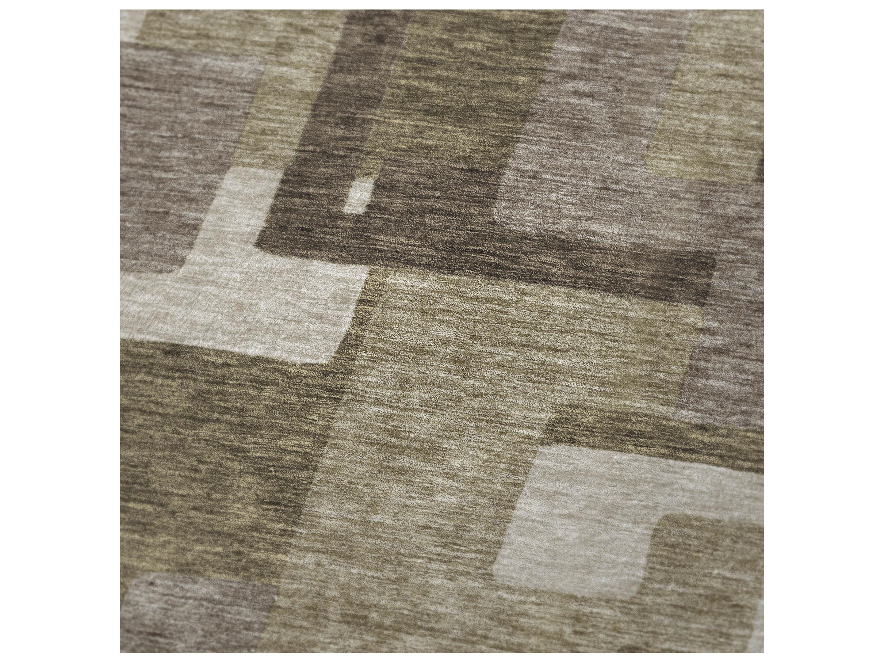 Dalyn Sherpa Brown Polyester Throw