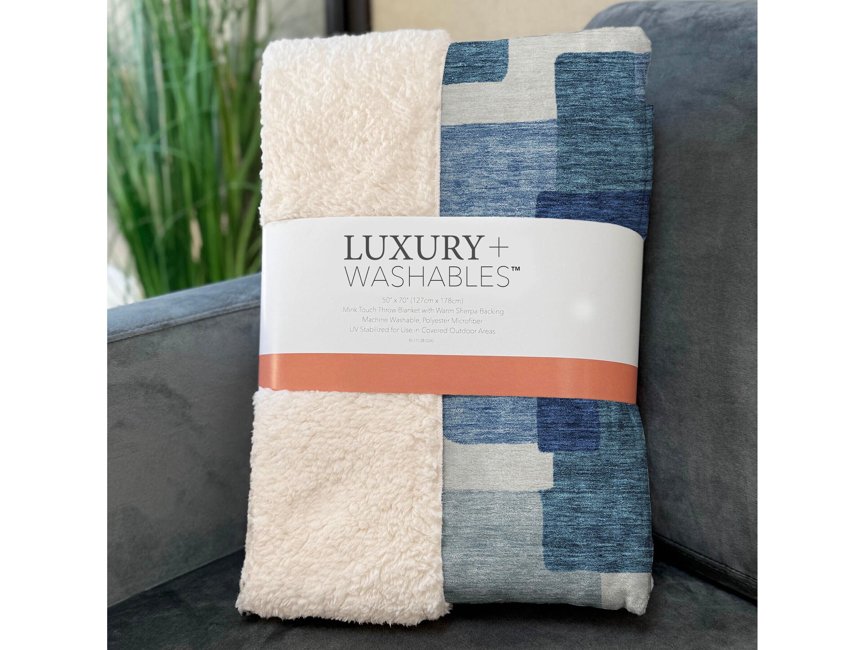 Dalyn Sherpa Blue Polyester Throw