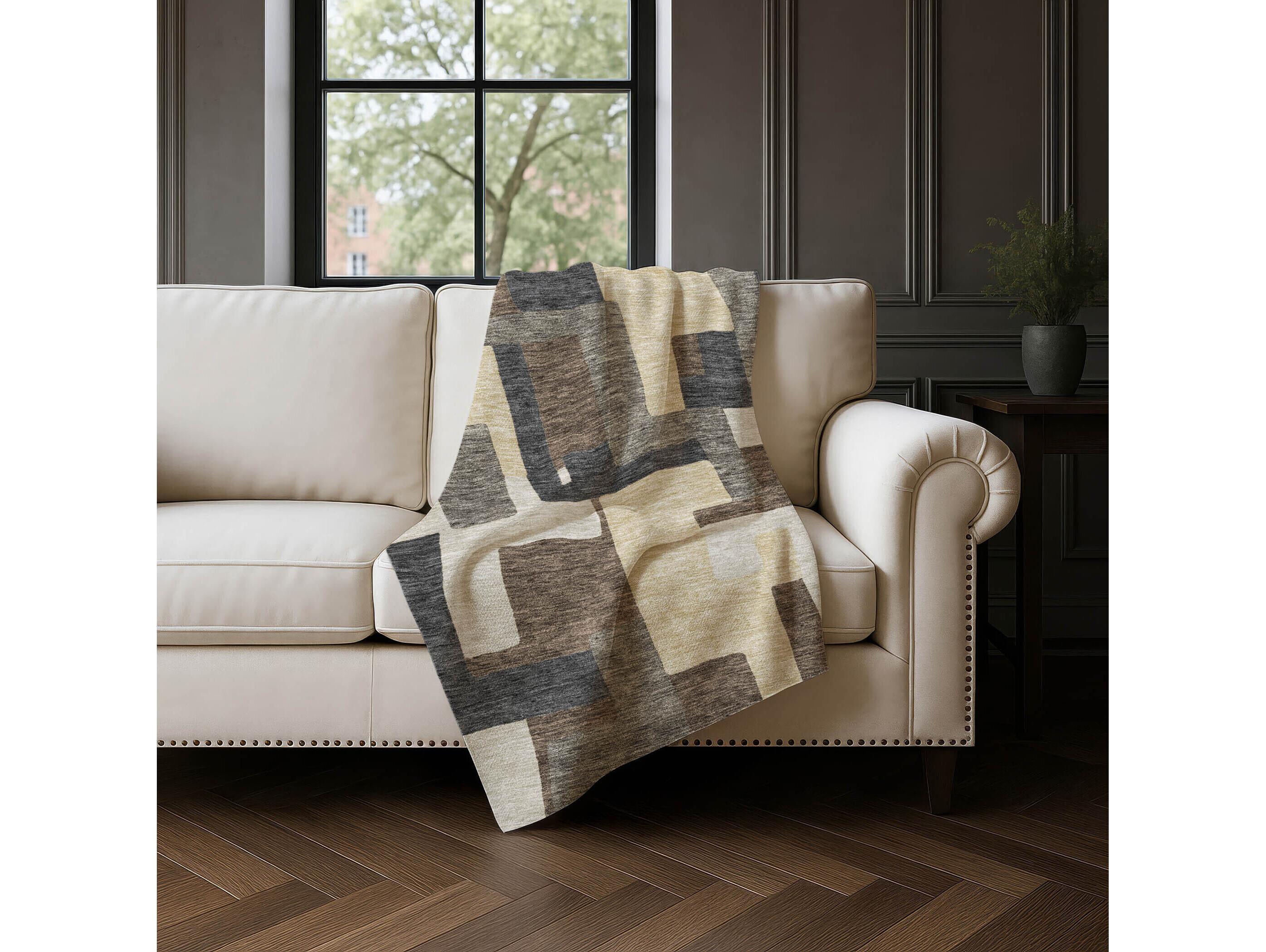 Dalyn Sherpa Brown Polyester Throw