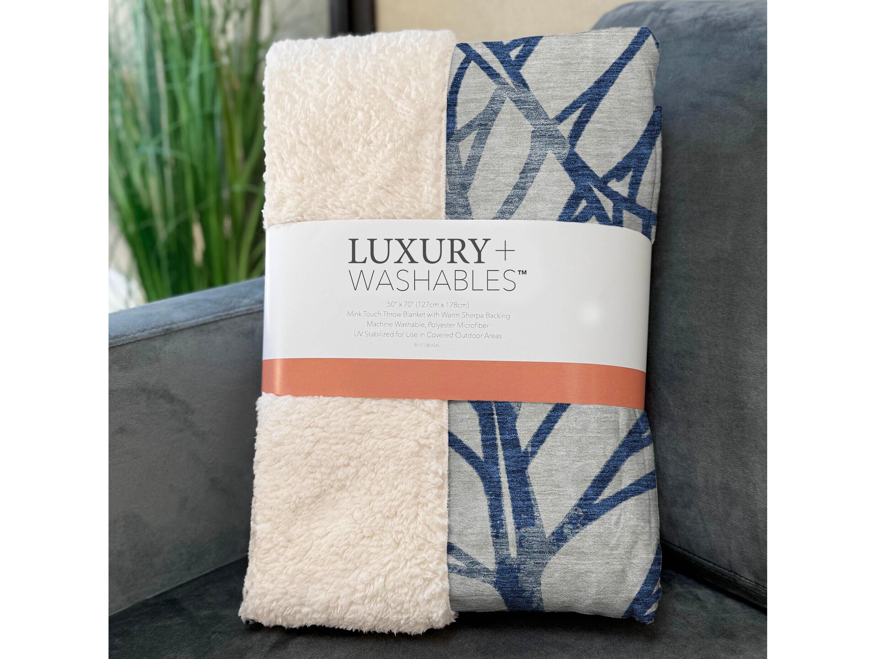 Dalyn Sherpa Blue Polyester Throw