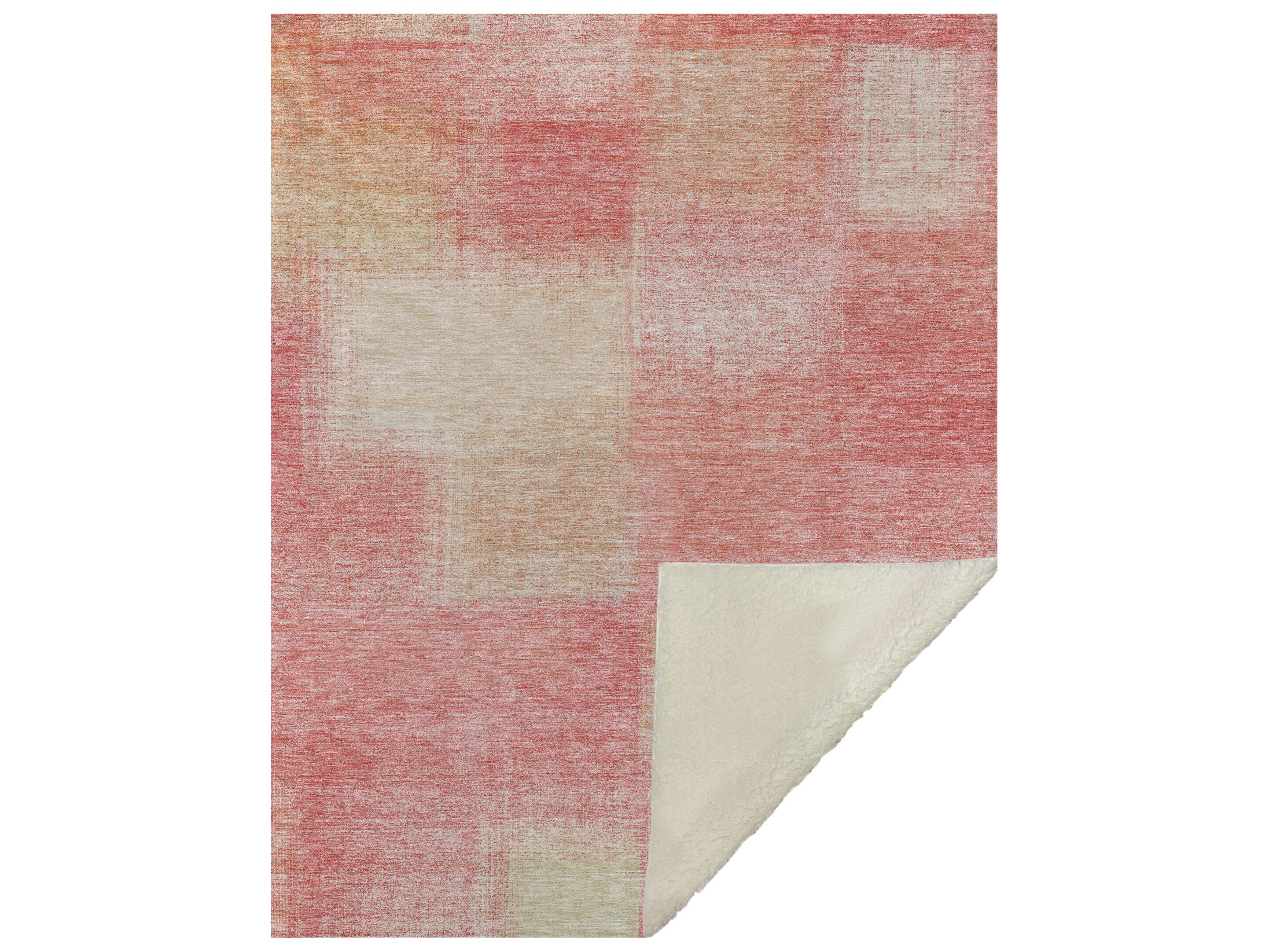 Dalyn Sherpa Pink Polyester Throw