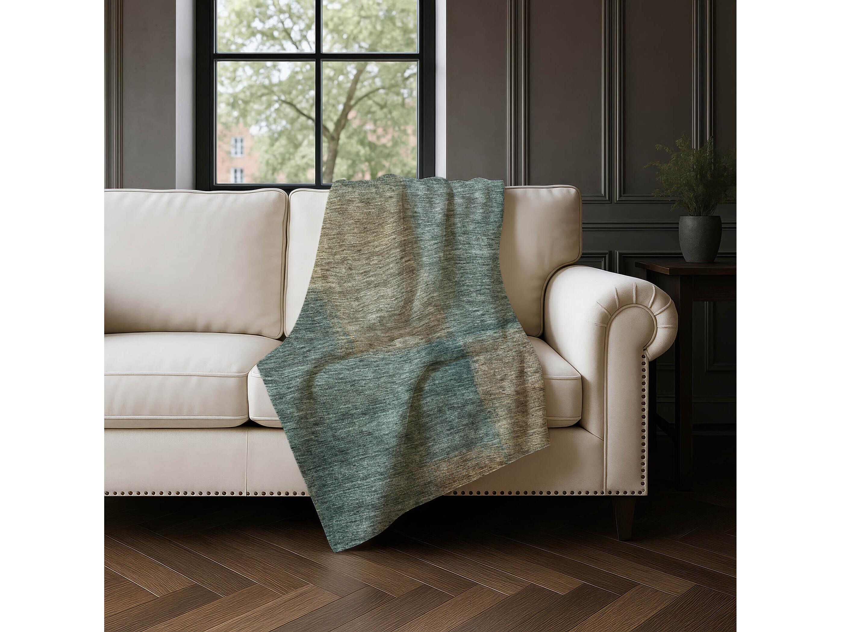 Dalyn Sherpa Teal Polyester Throw