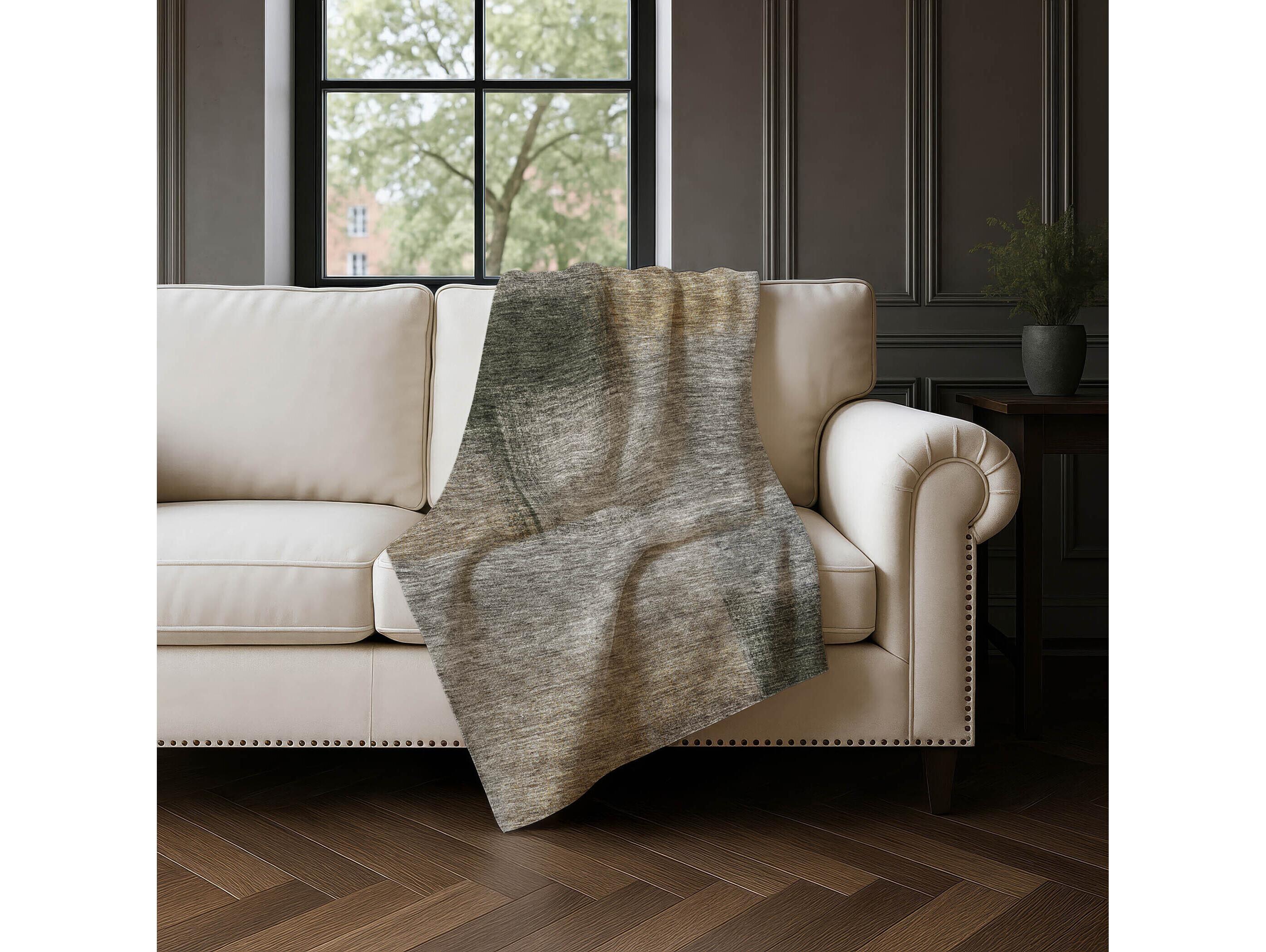 Dalyn Sherpa Brown Polyester Throw