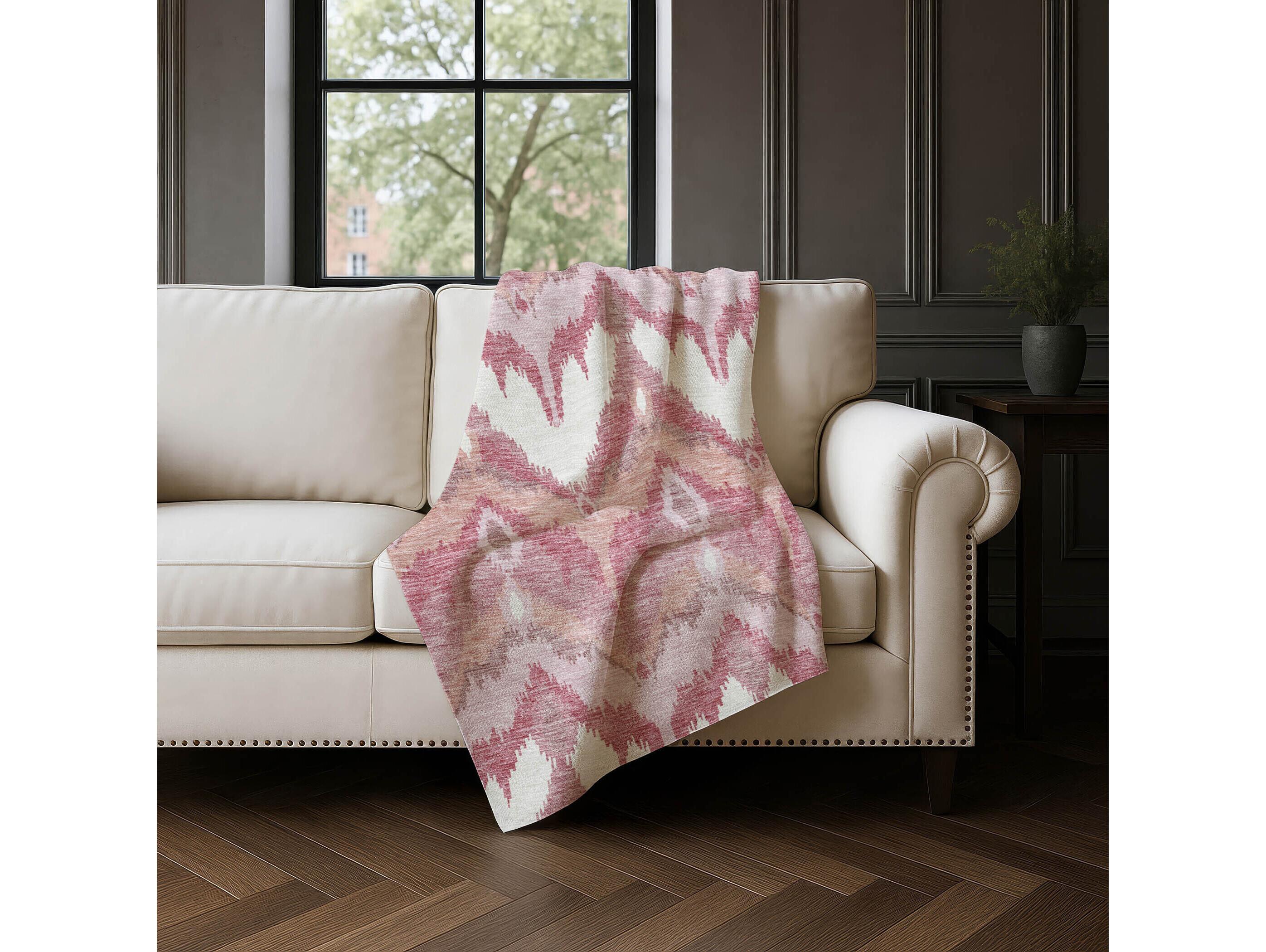 Dalyn Sherpa Pink Polyester Throw