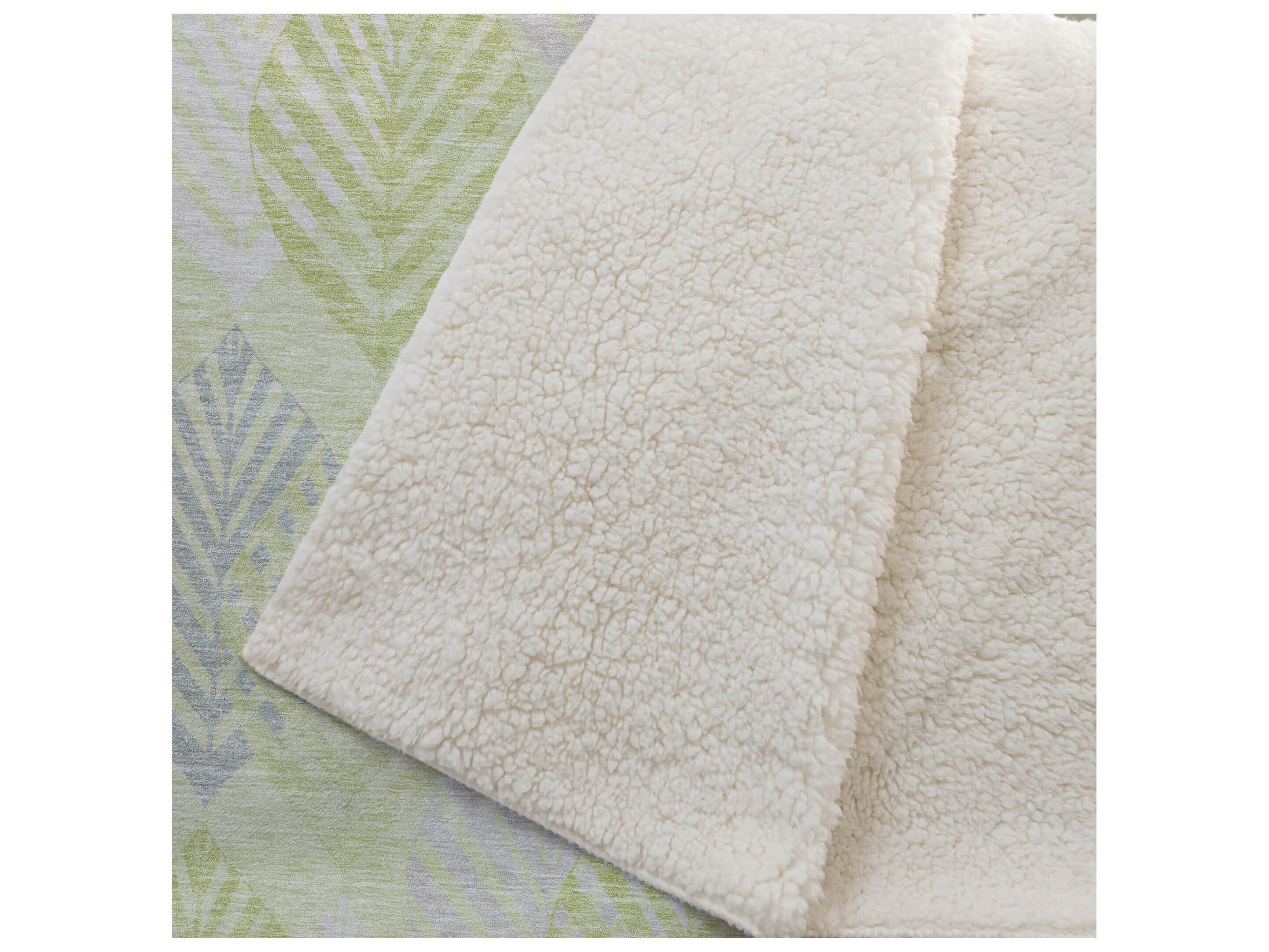 Dalyn Sherpa Green Polyester Throw