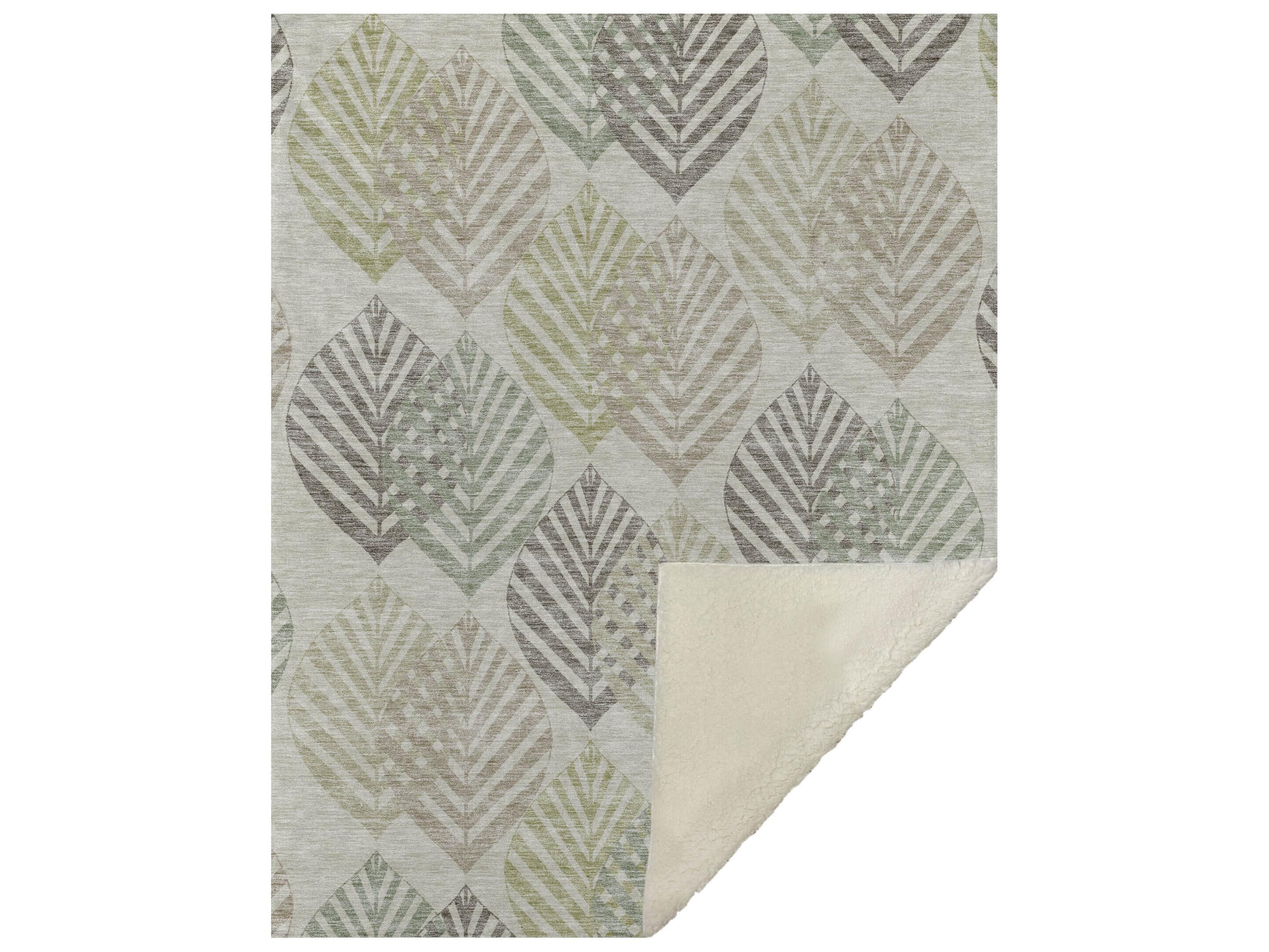 Dalyn Sherpa Brown Polyester Throw