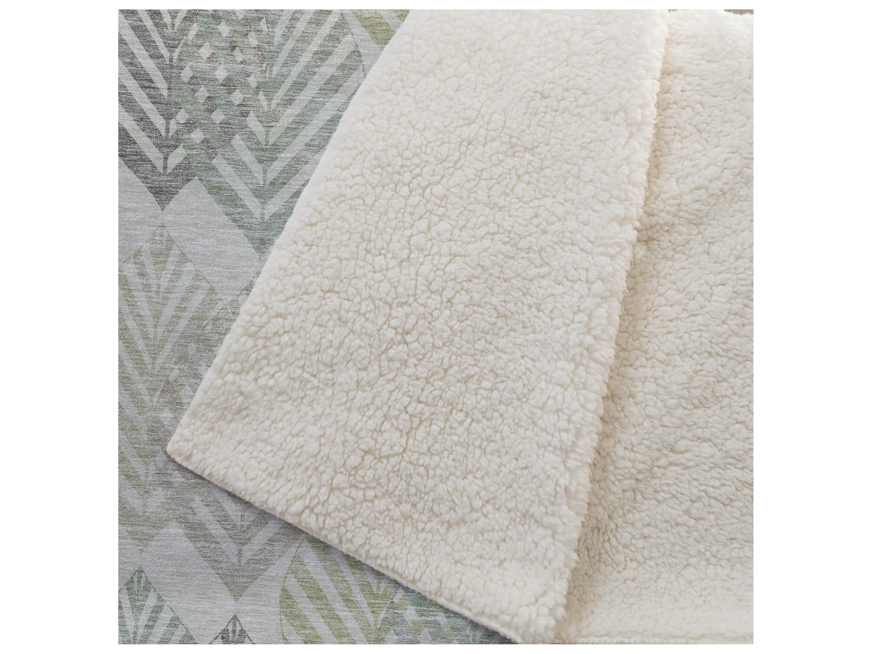 Dalyn Sherpa Brown Polyester Throw