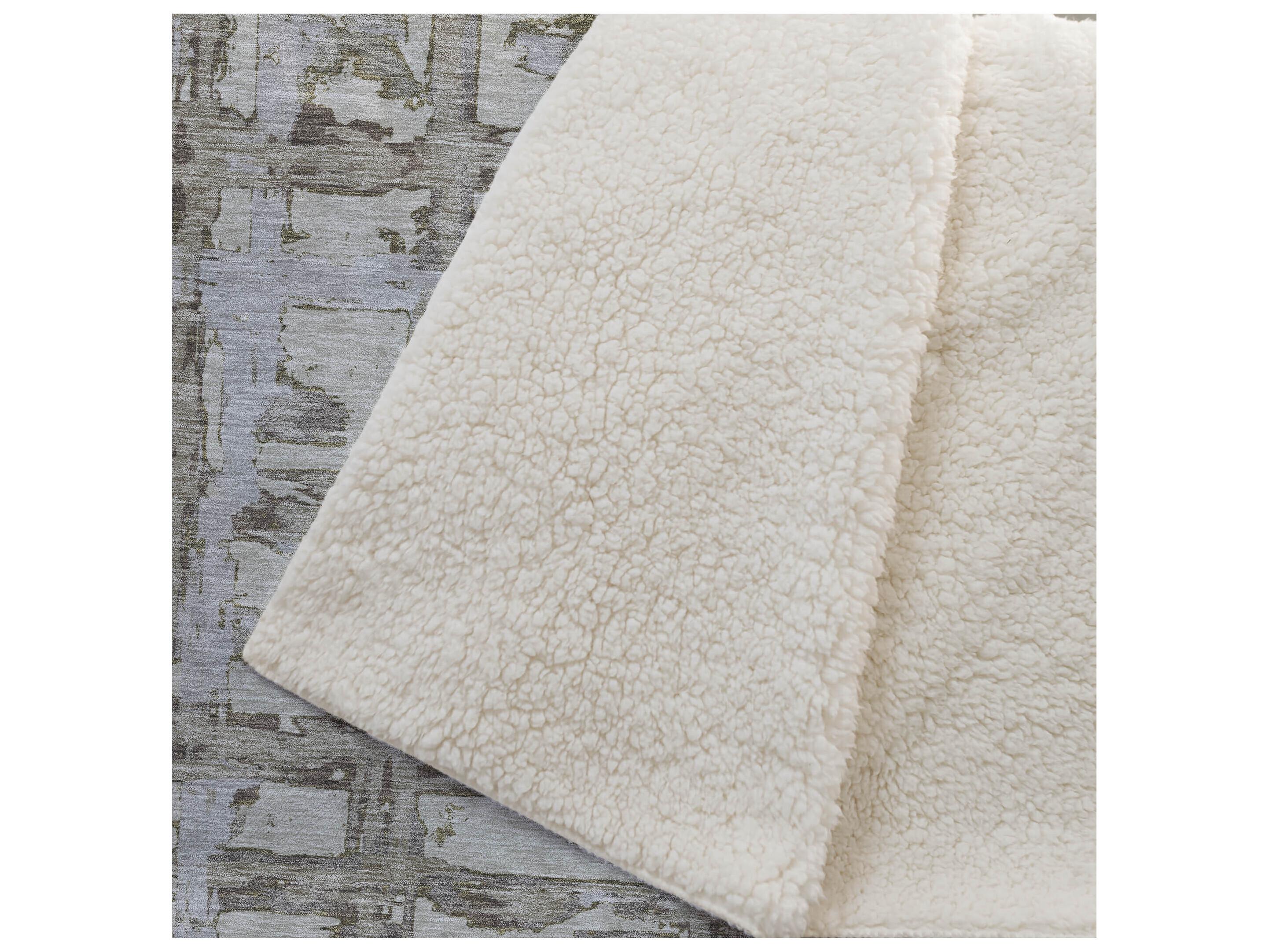 Dalyn Sherpa Brown Polyester Throw