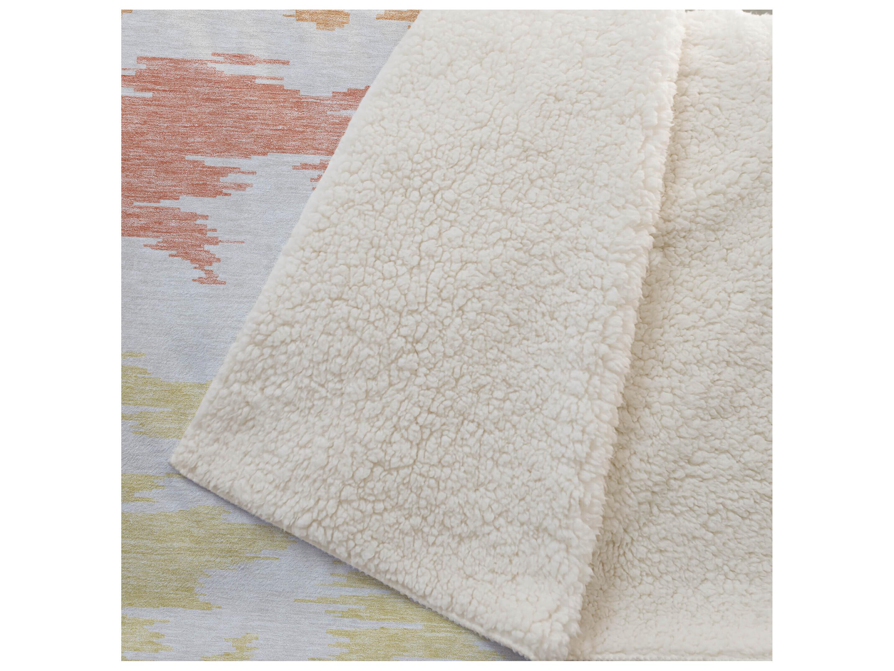 Dalyn Sherpa Orange Polyester Throw