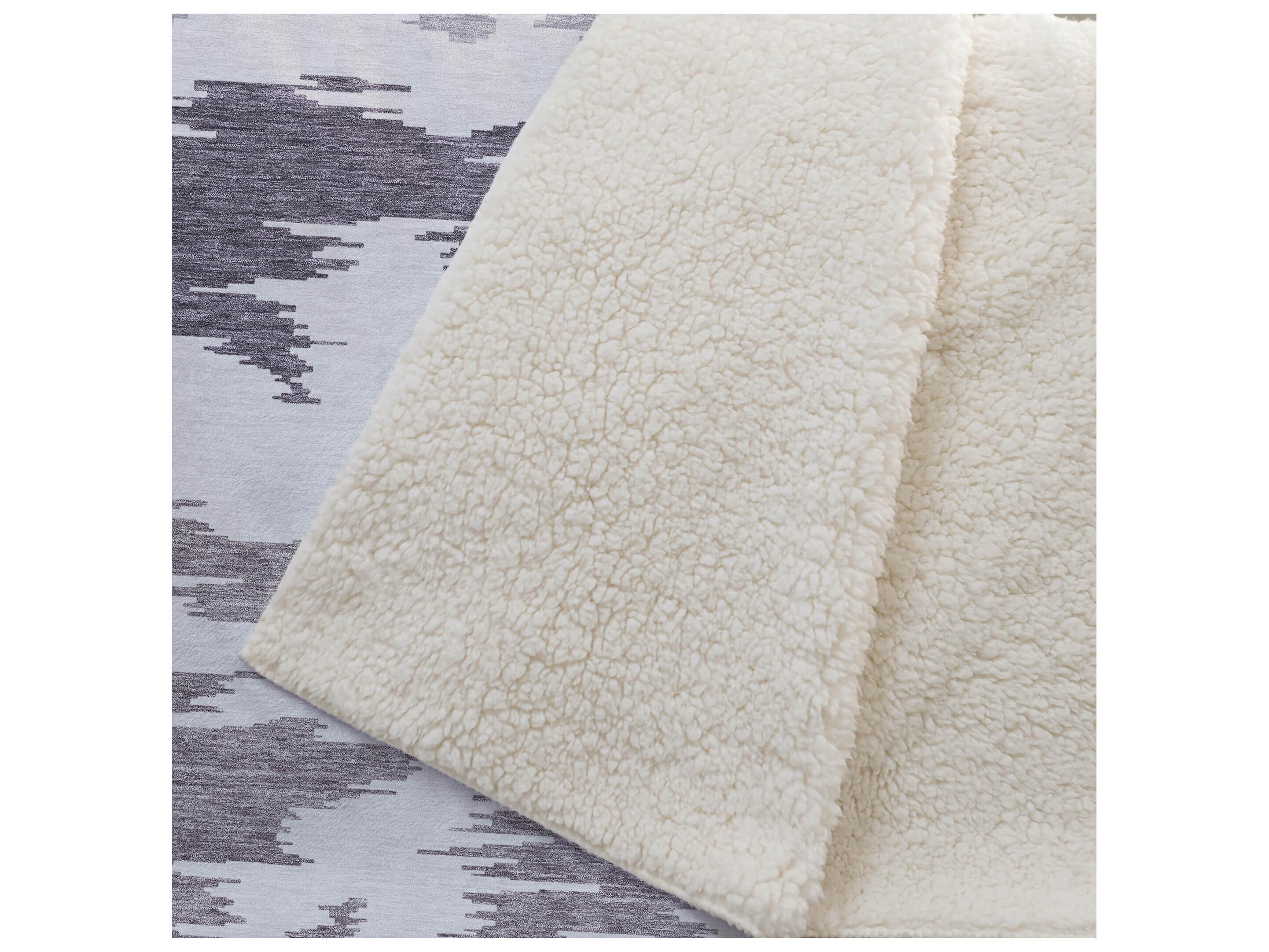 Dalyn Sherpa Purple Polyester Throw