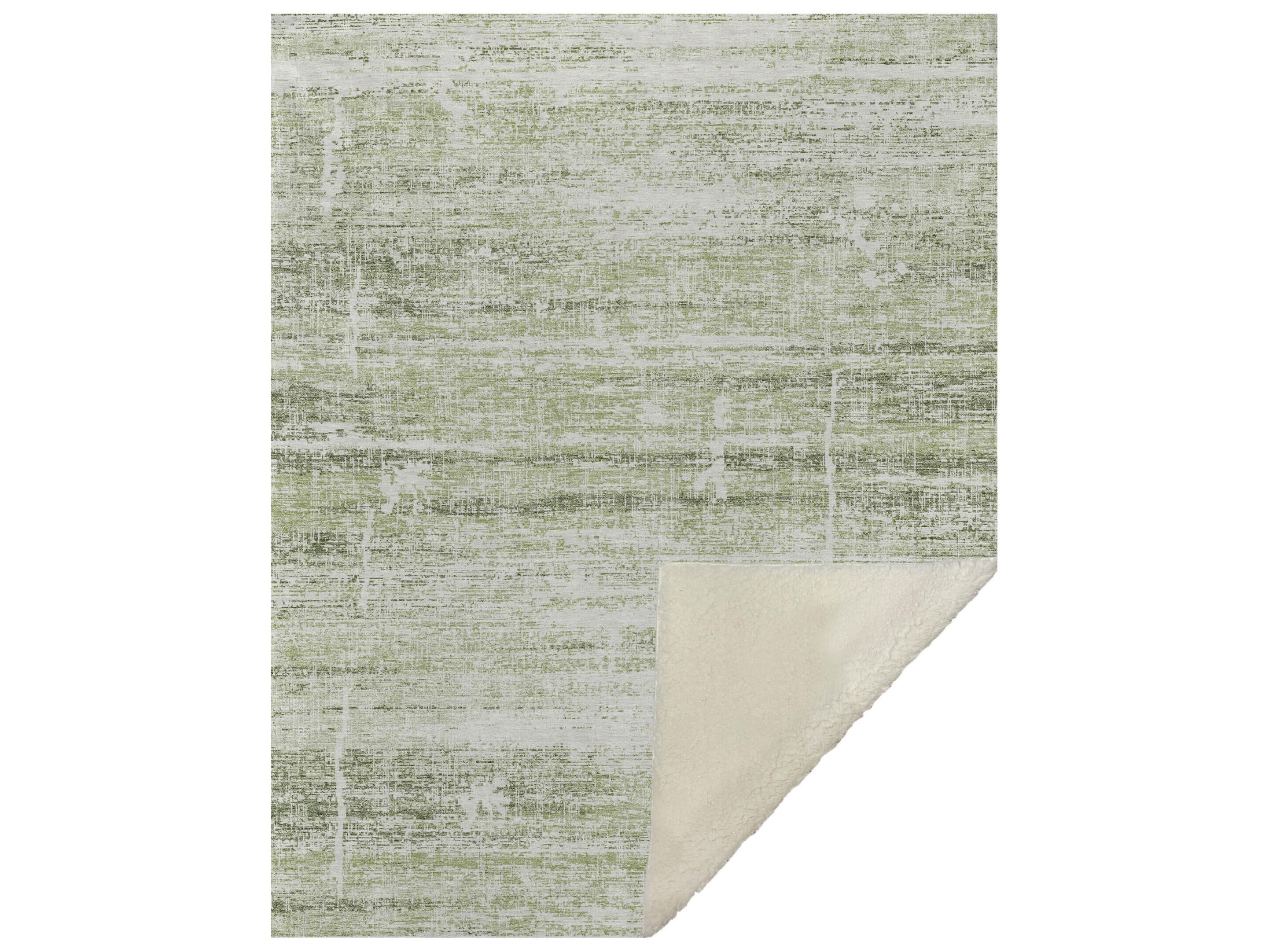 Dalyn Sherpa Green Polyester Throw