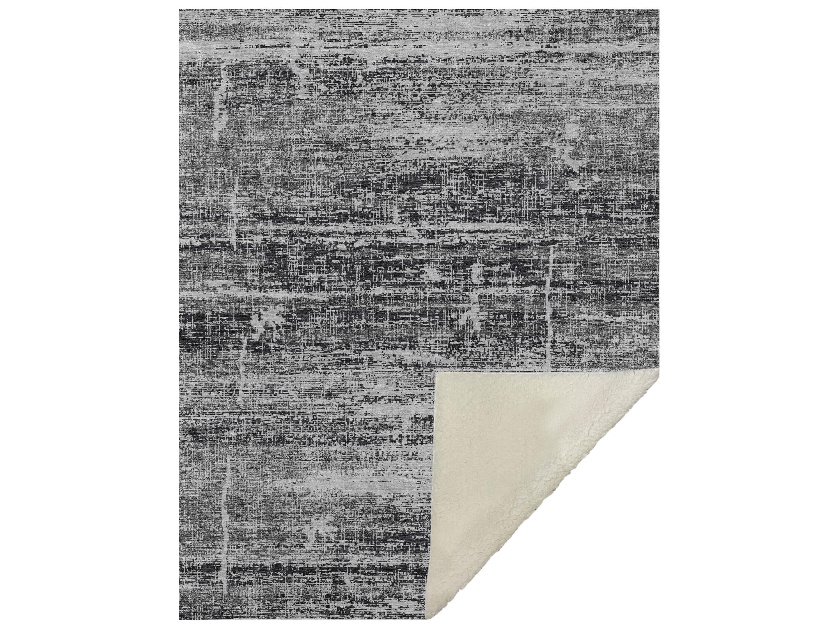 Dalyn Sherpa Black Polyester Throw