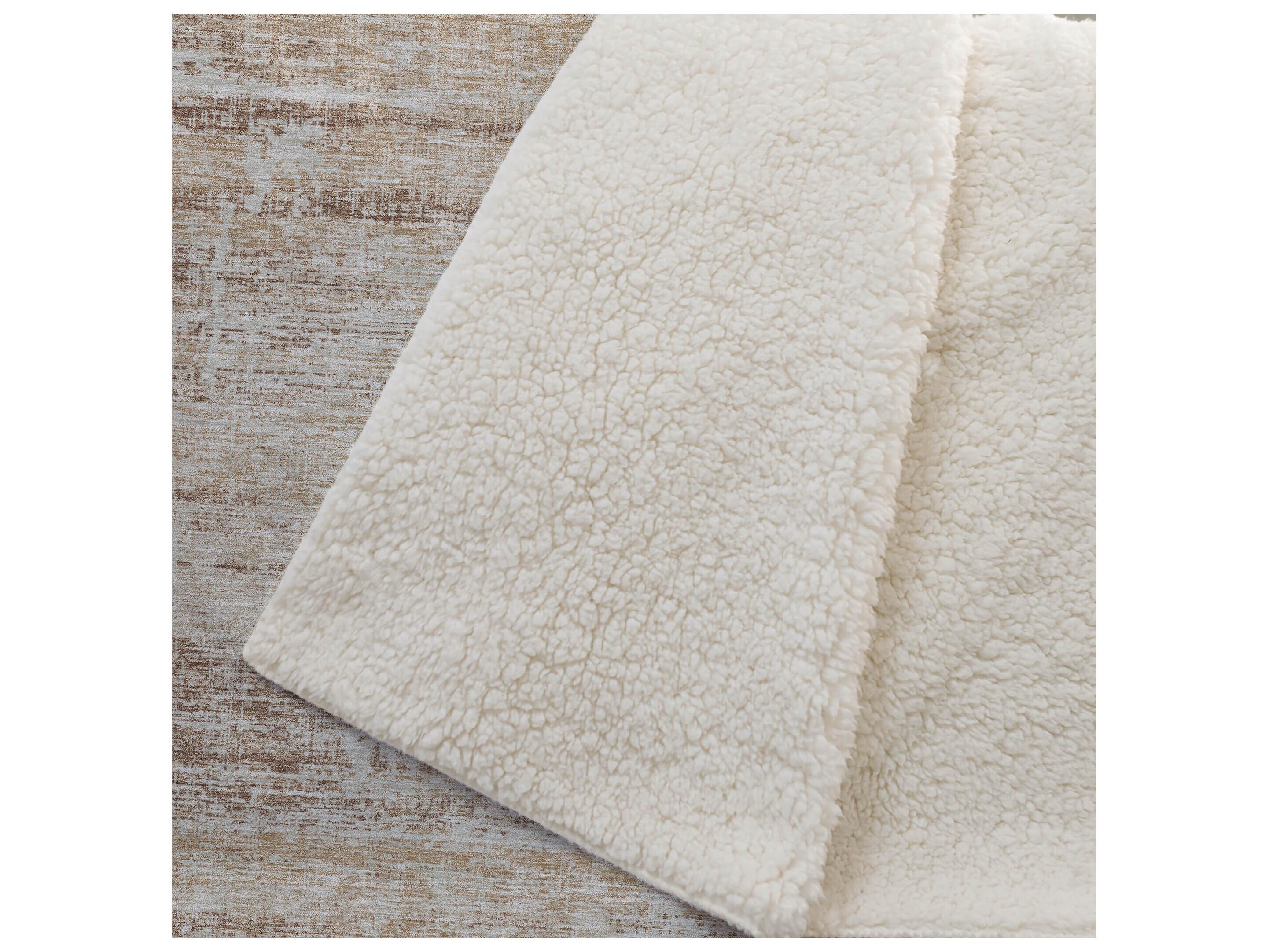 Dalyn Sherpa Orange Polyester Throw