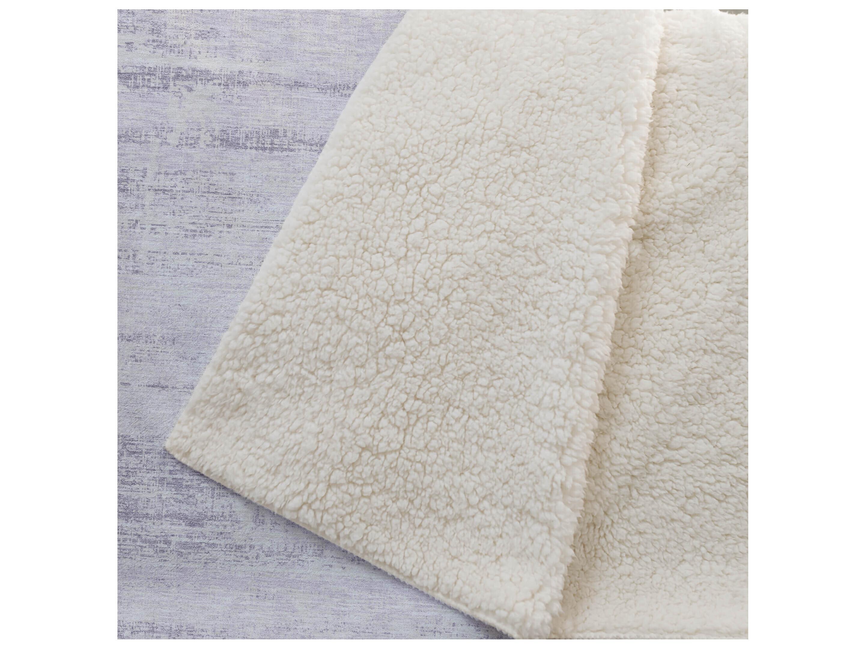 Dalyn Sherpa Purple Polyester Throw