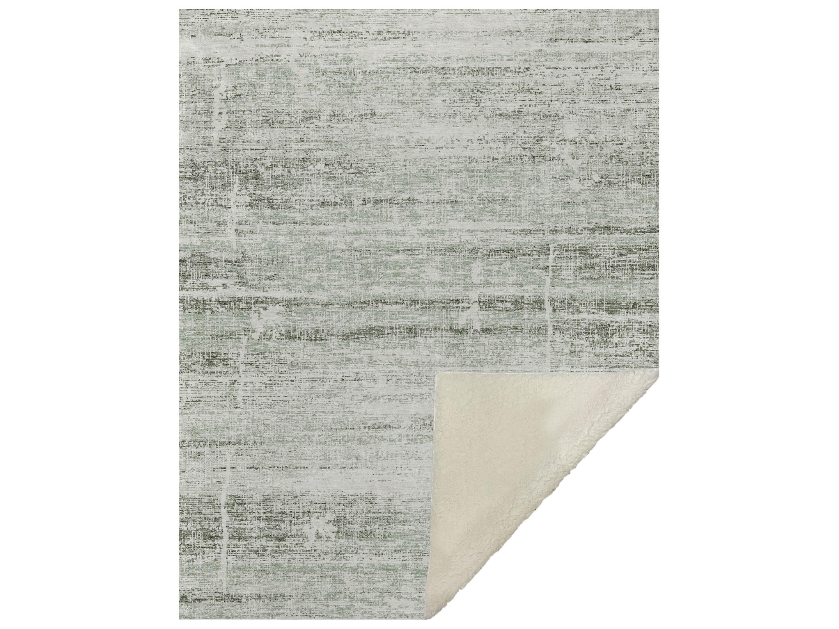 Dalyn Sherpa Green Polyester Throw