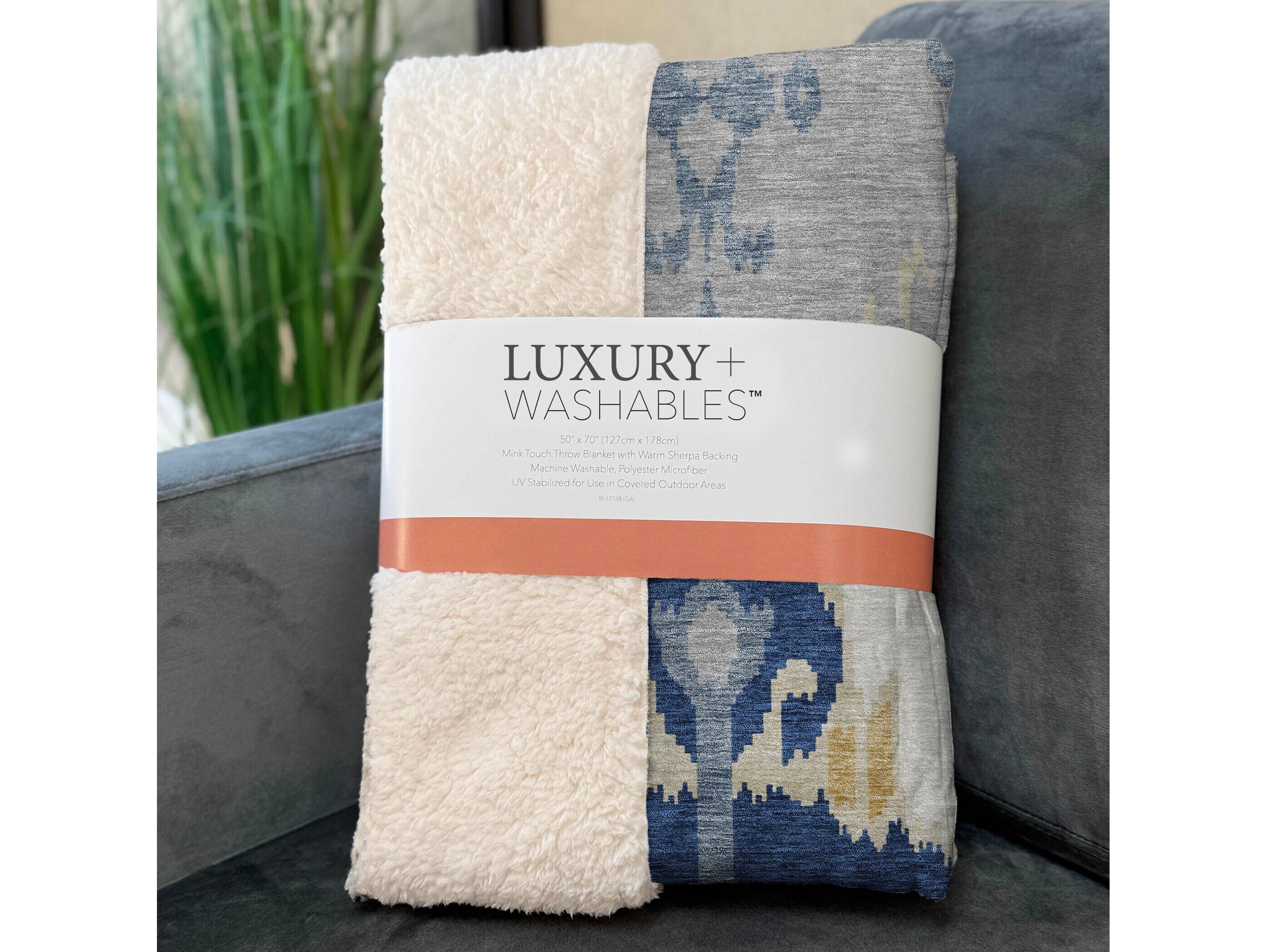 Dalyn Sherpa Blue Polyester Throw