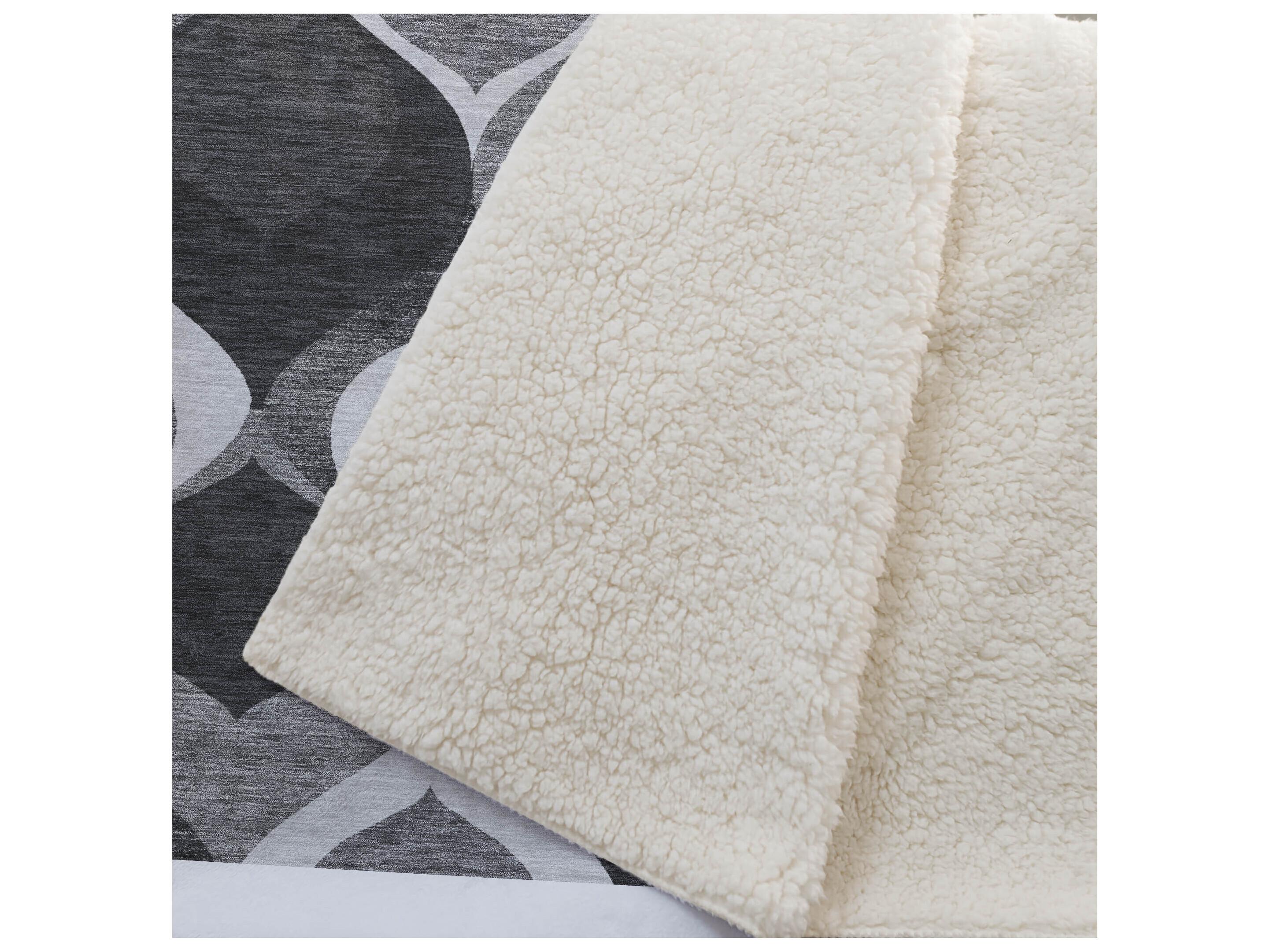 Dalyn Sherpa Black Polyester Throw