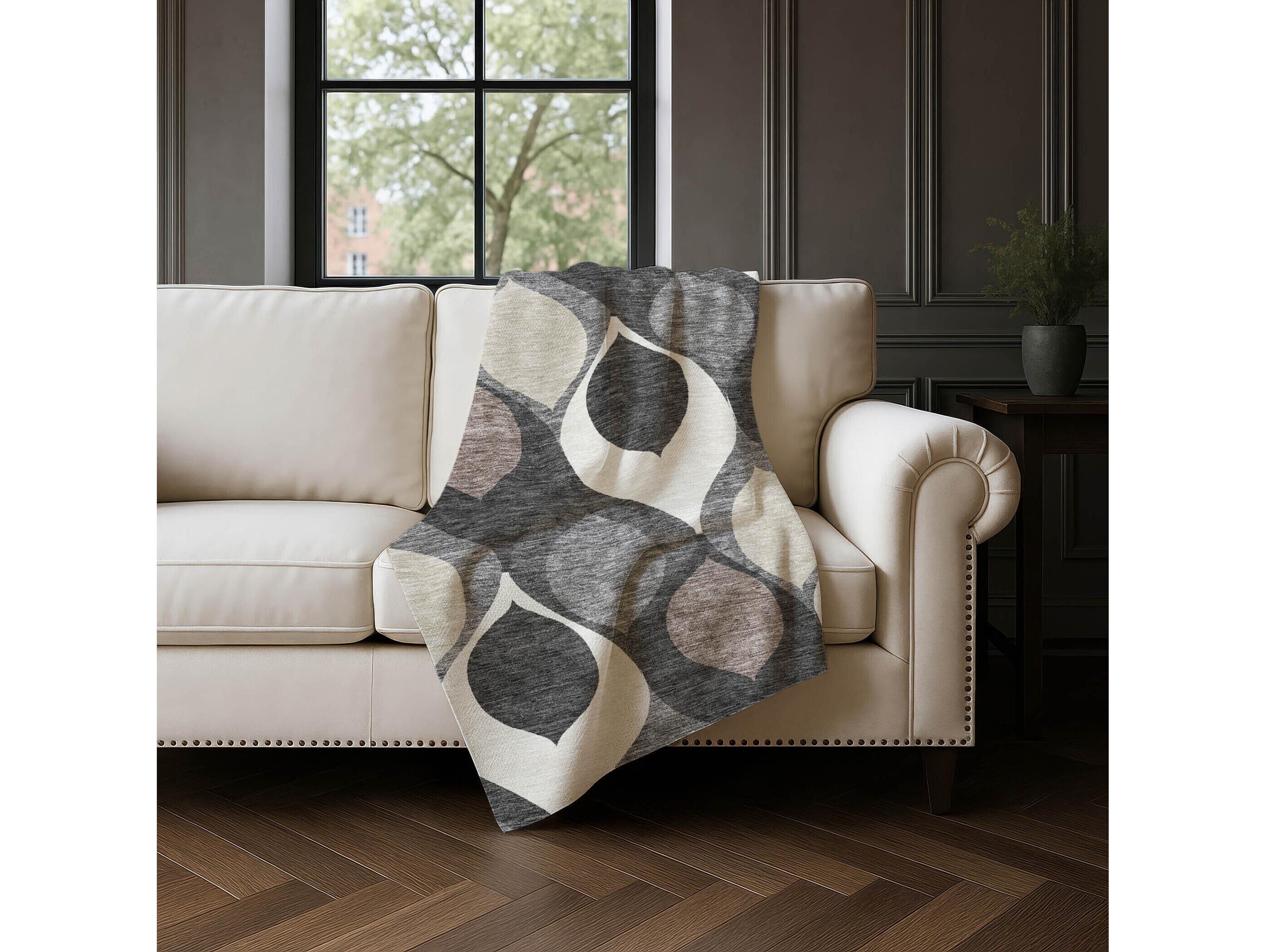 Dalyn Sherpa Gray Polyester Throw
