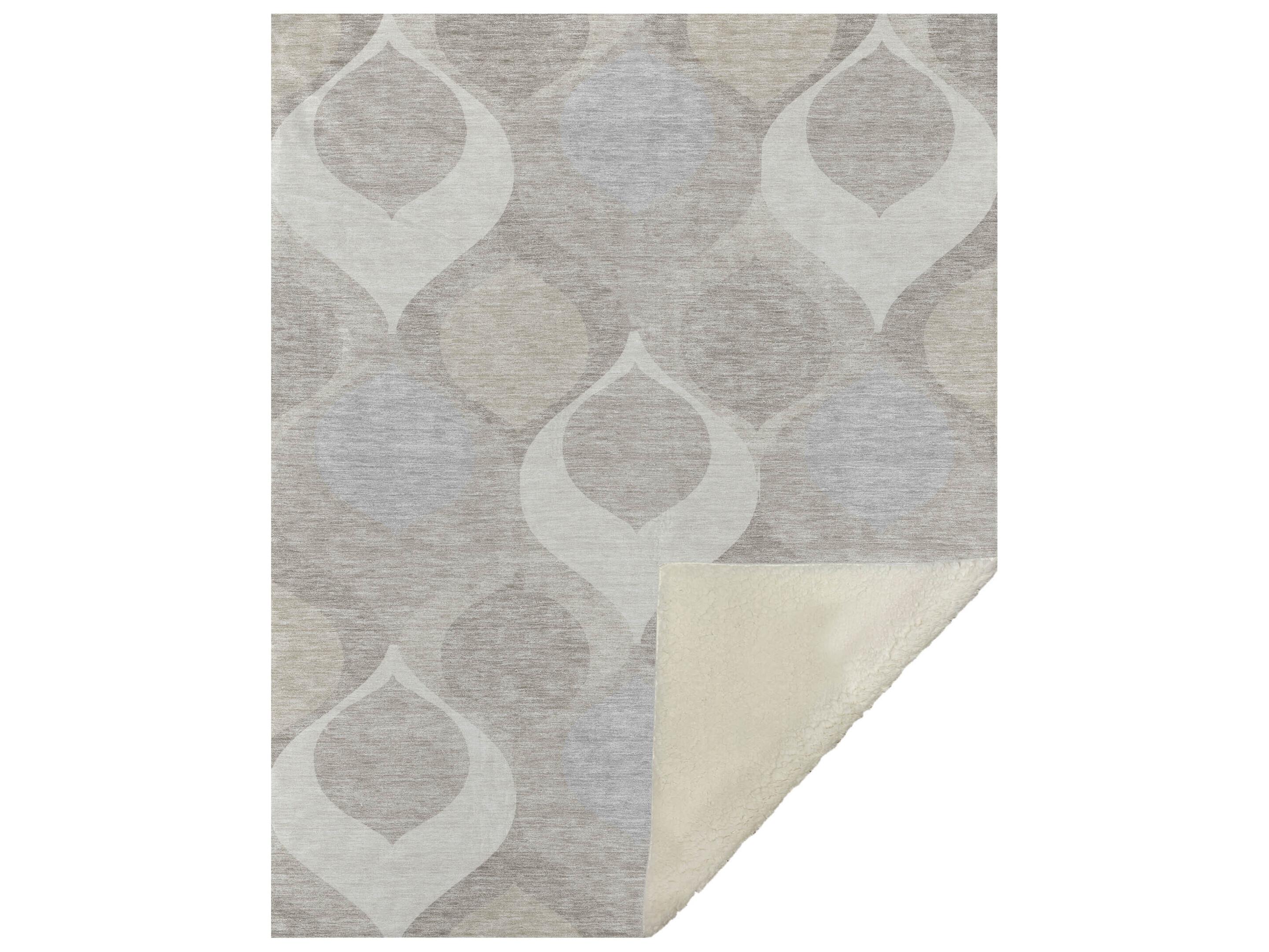 Dalyn Sherpa Ivory Polyester Throw