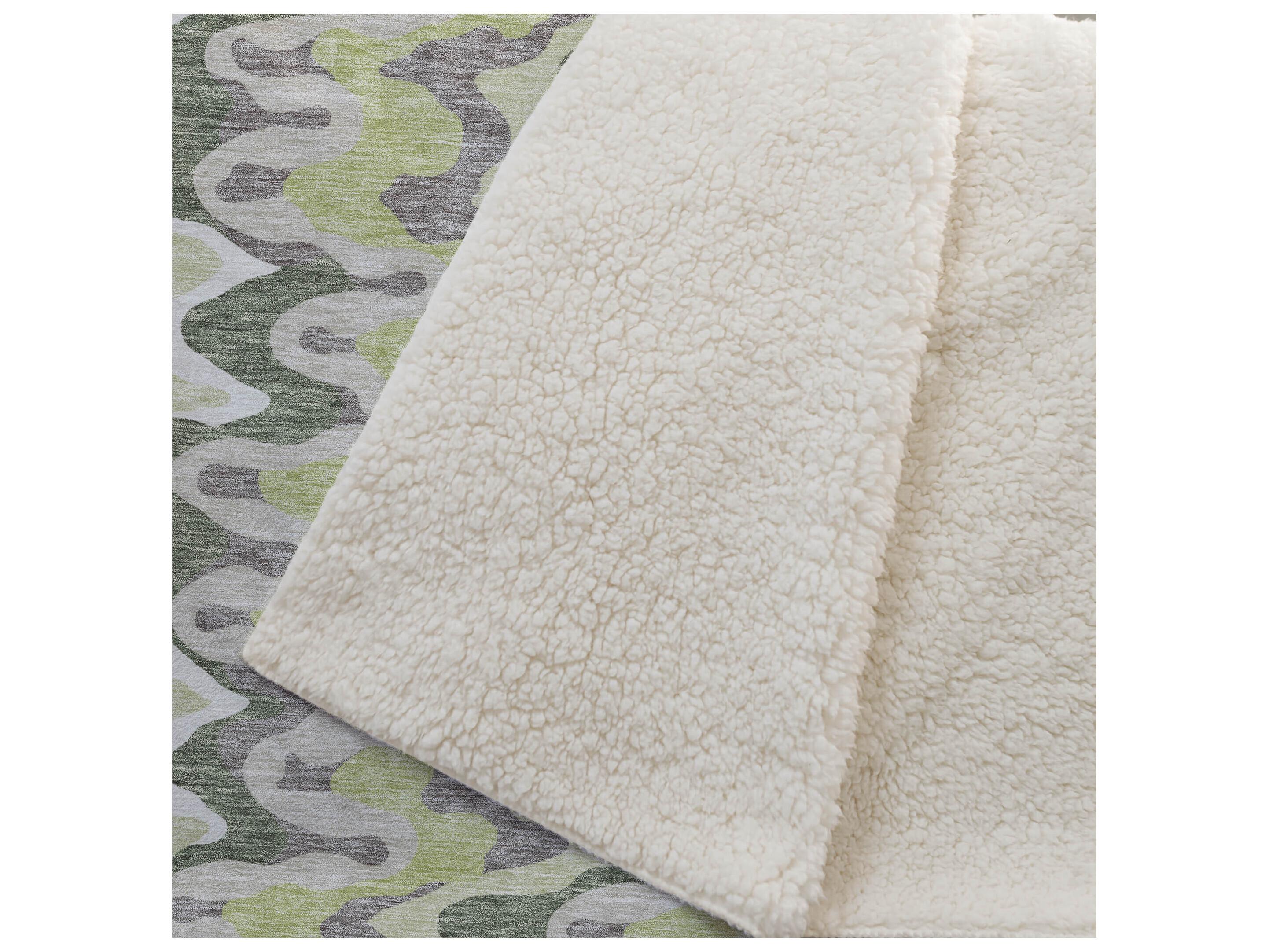 Dalyn Sherpa Green Polyester Throw