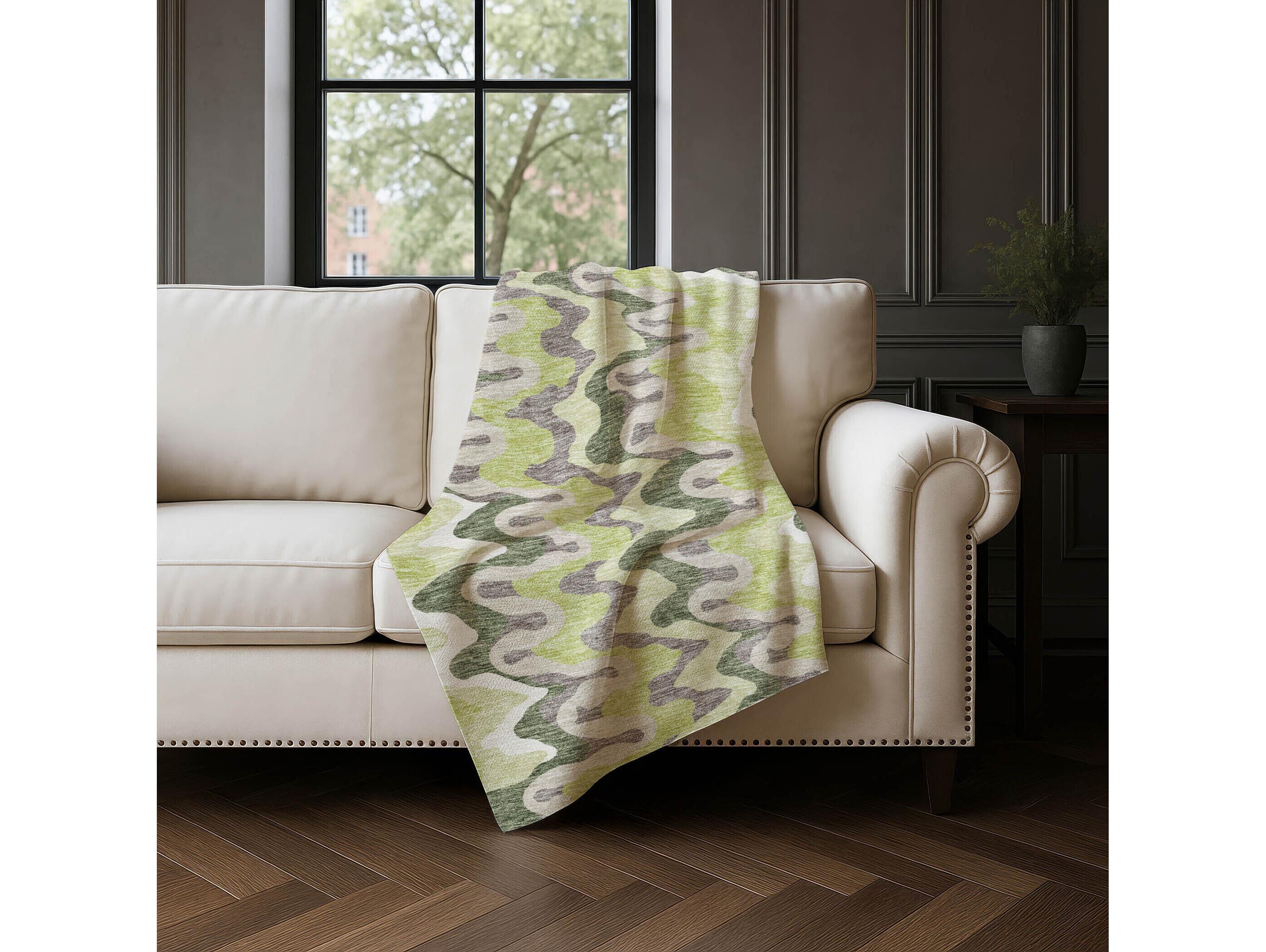 Dalyn Sherpa Green Polyester Throw