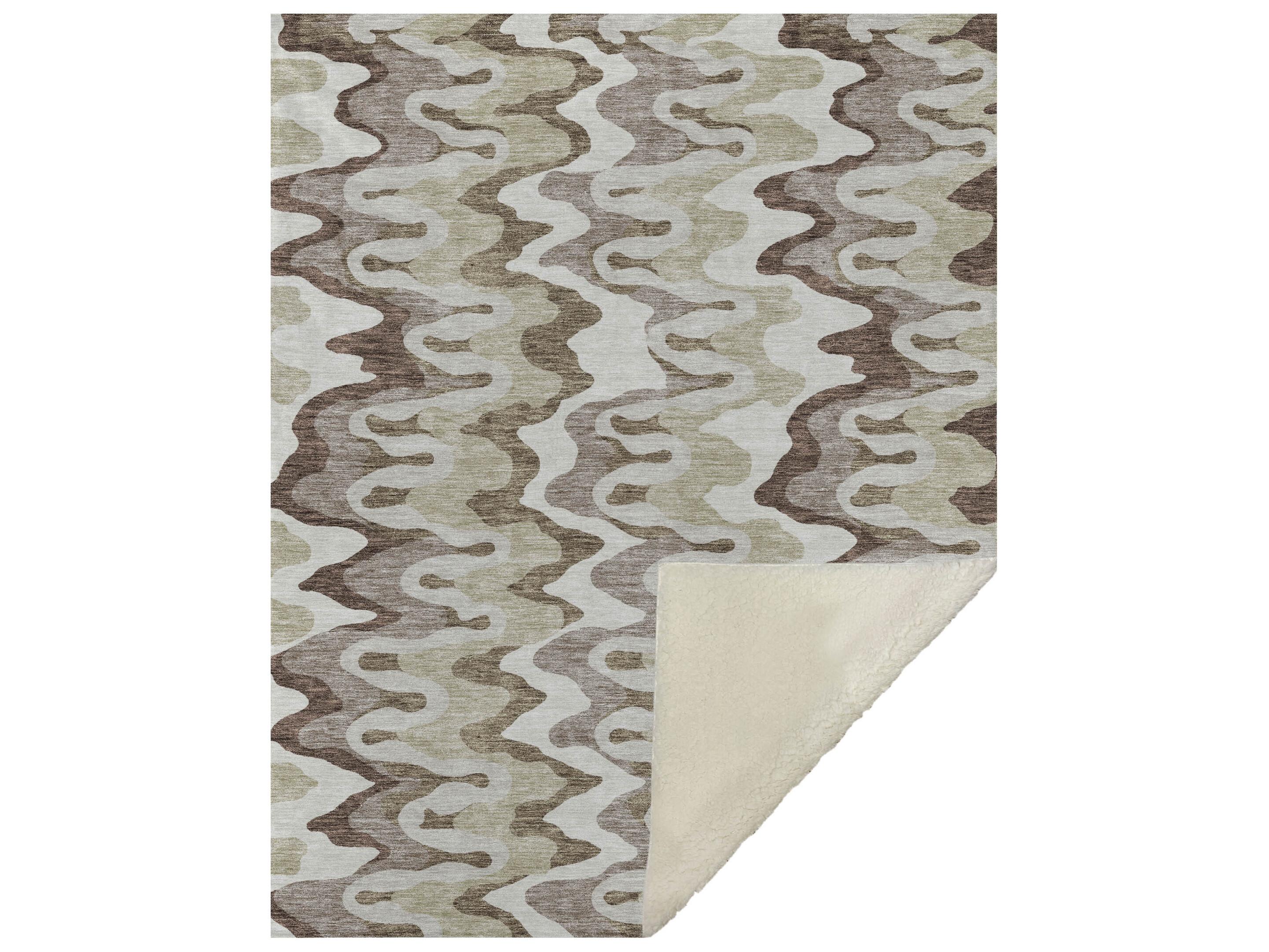 Dalyn Sherpa Brown Polyester Throw