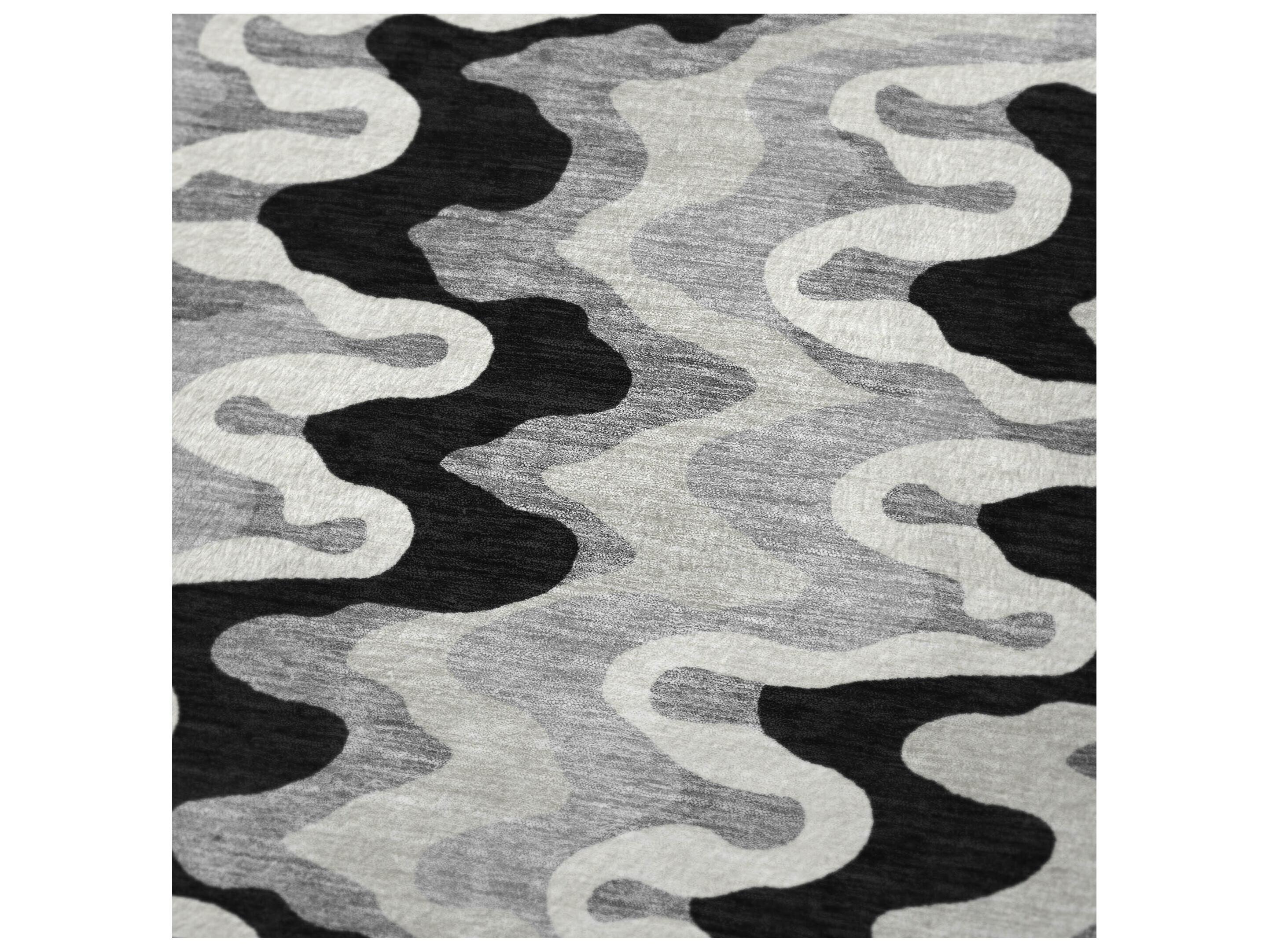 Dalyn Sherpa Black Polyester Throw