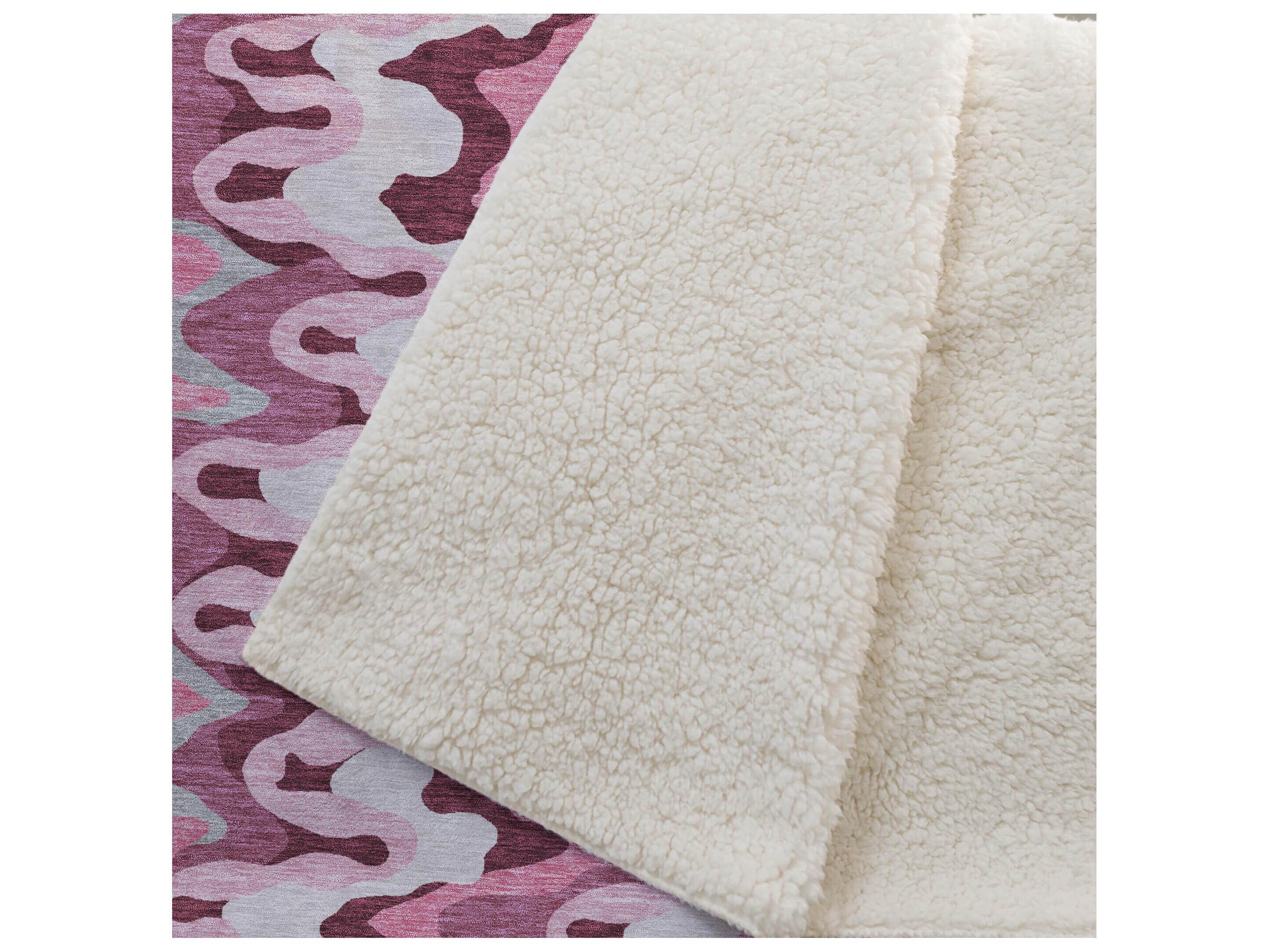 Dalyn Sherpa Pink Polyester Throw