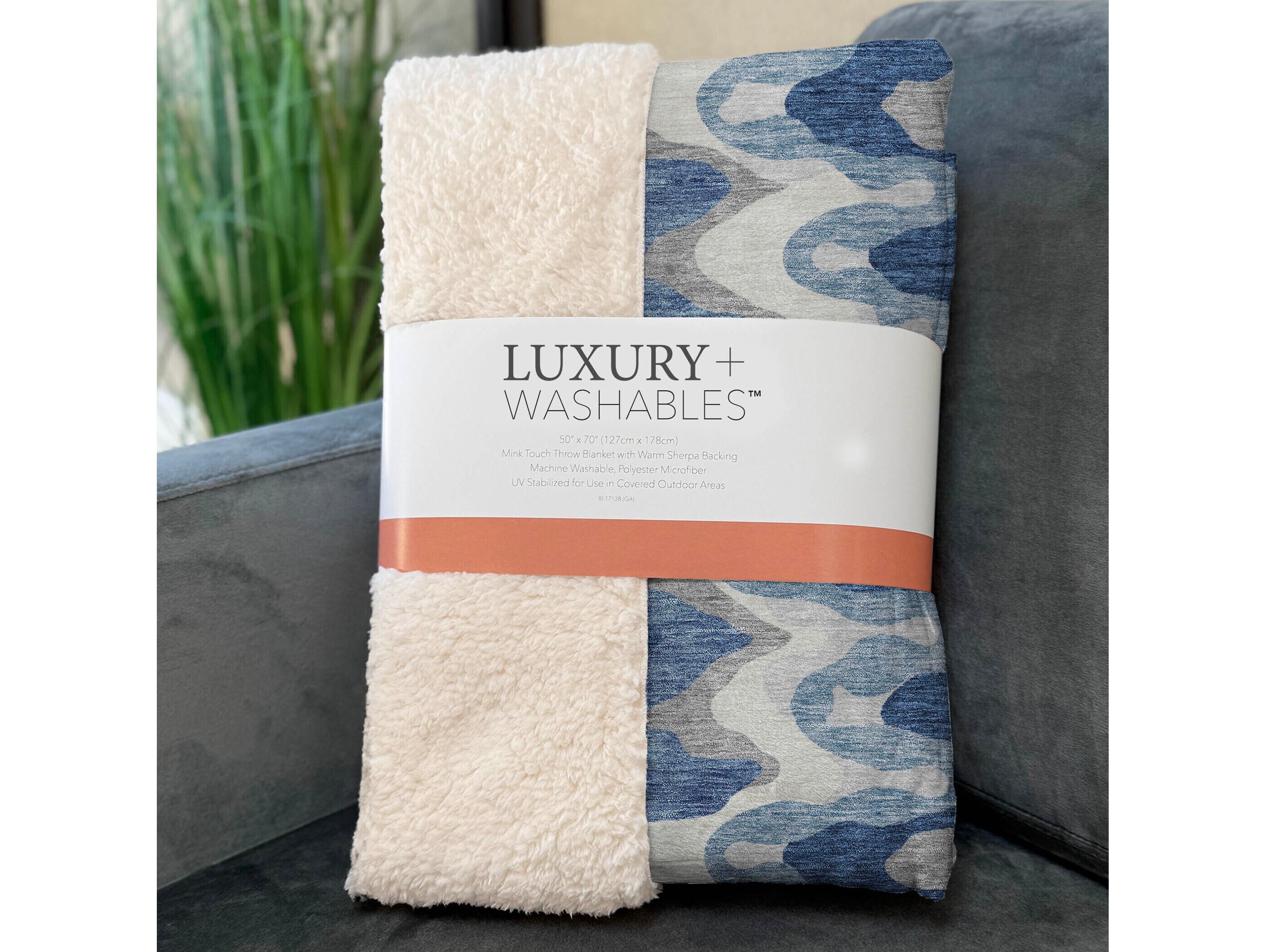 Dalyn Sherpa Blue Polyester Throw